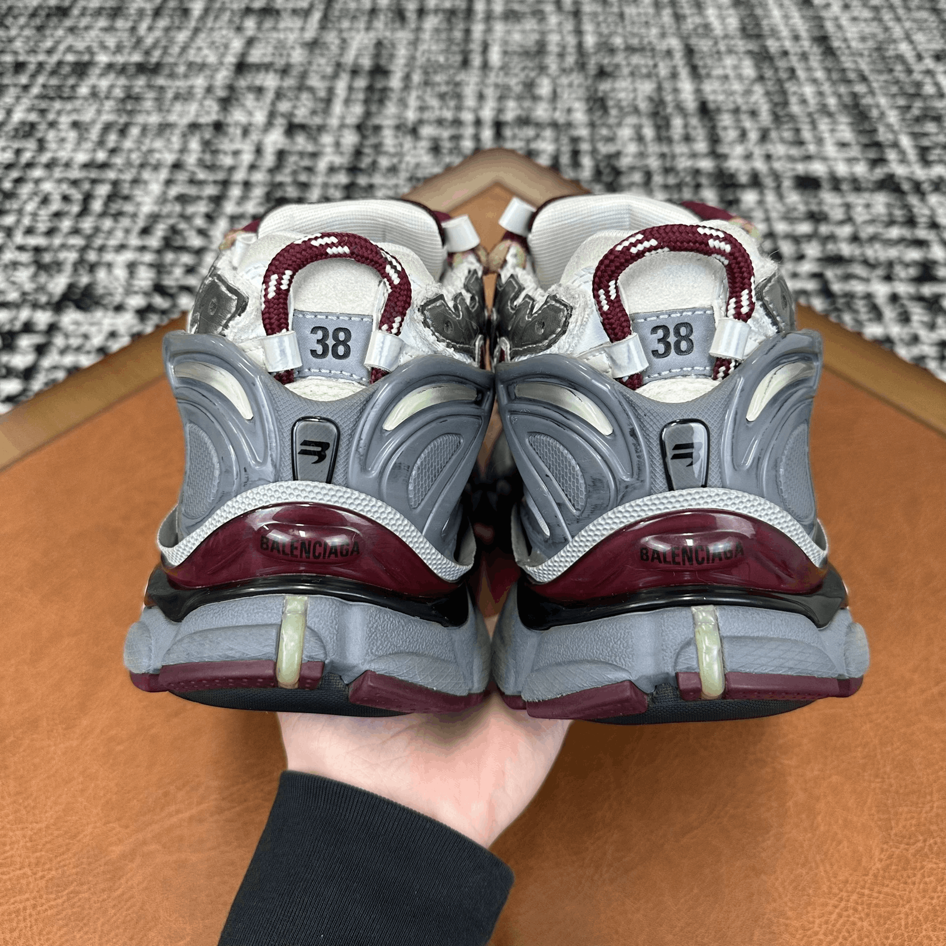 Balenciaga Balenciaga Running Gray Lowtop Sneakers it_38 Women Size US 8 / IT 38 - 3 Thumbnail