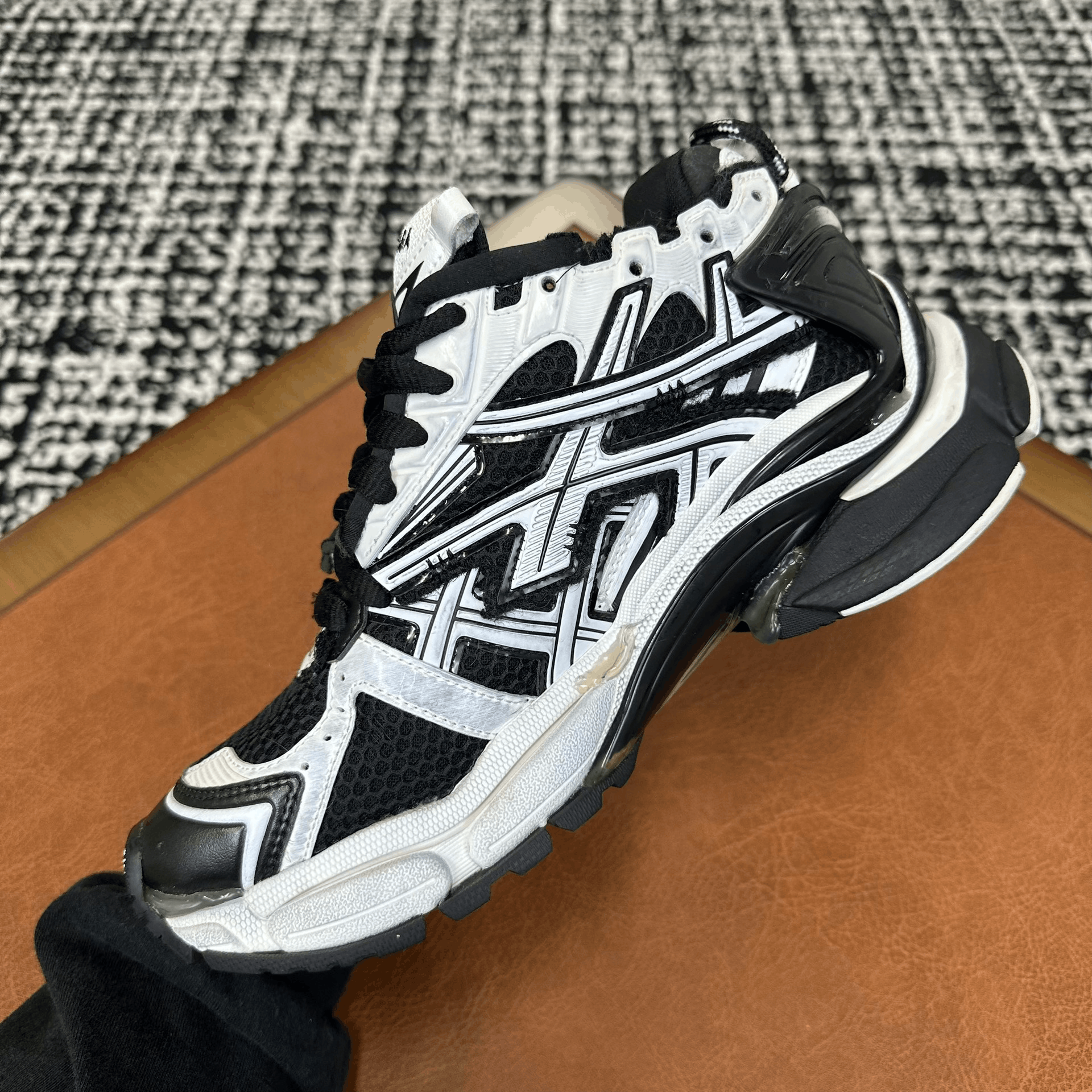 Balenciaga Balenciaga Running Black Lowtop Sneakers it_38 Women Size US 8 / IT 38 - 6 Thumbnail