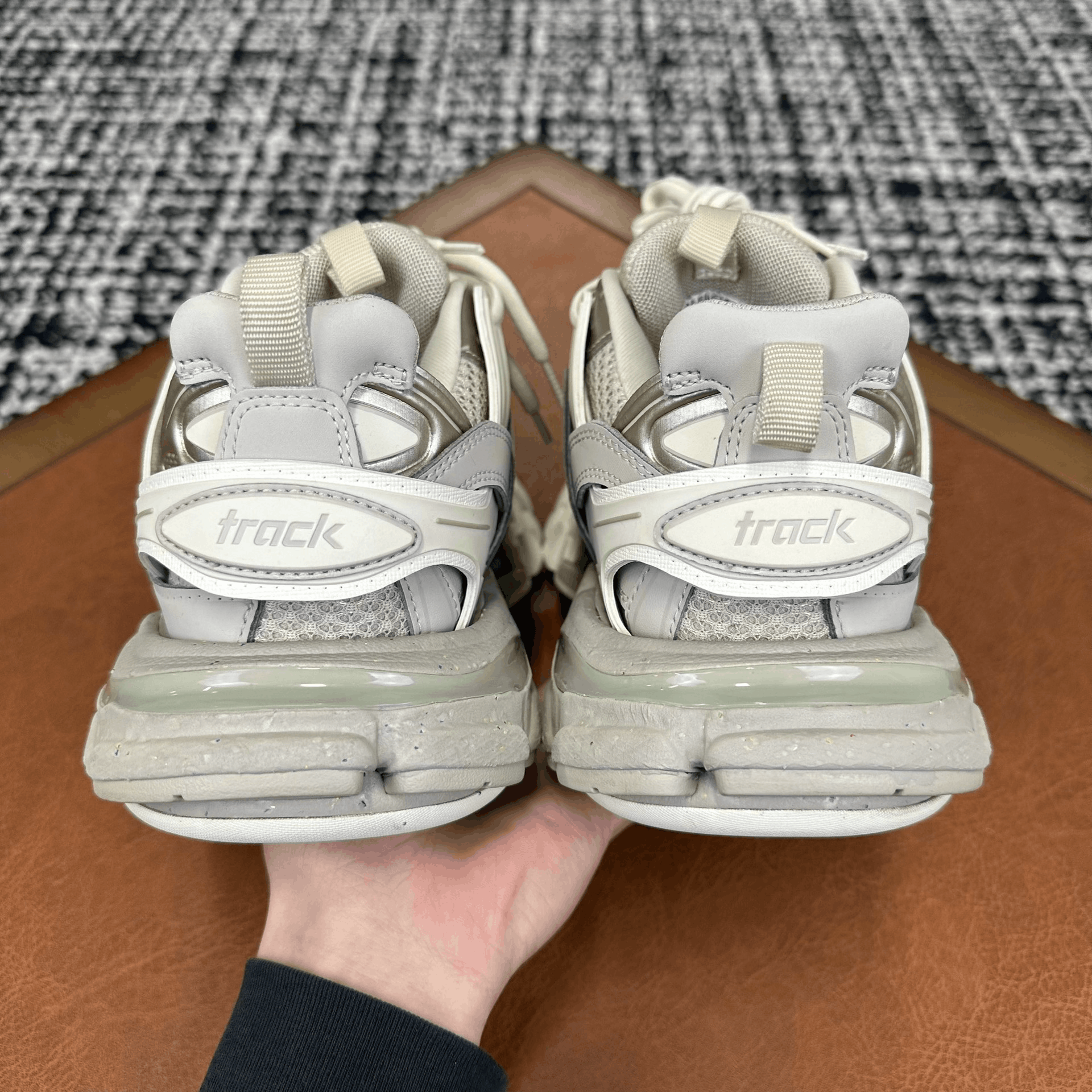Balenciaga Balenciaga Brown Lowtop Sneakers it_38 Women Size US 8 / IT 38 - 3 Thumbnail