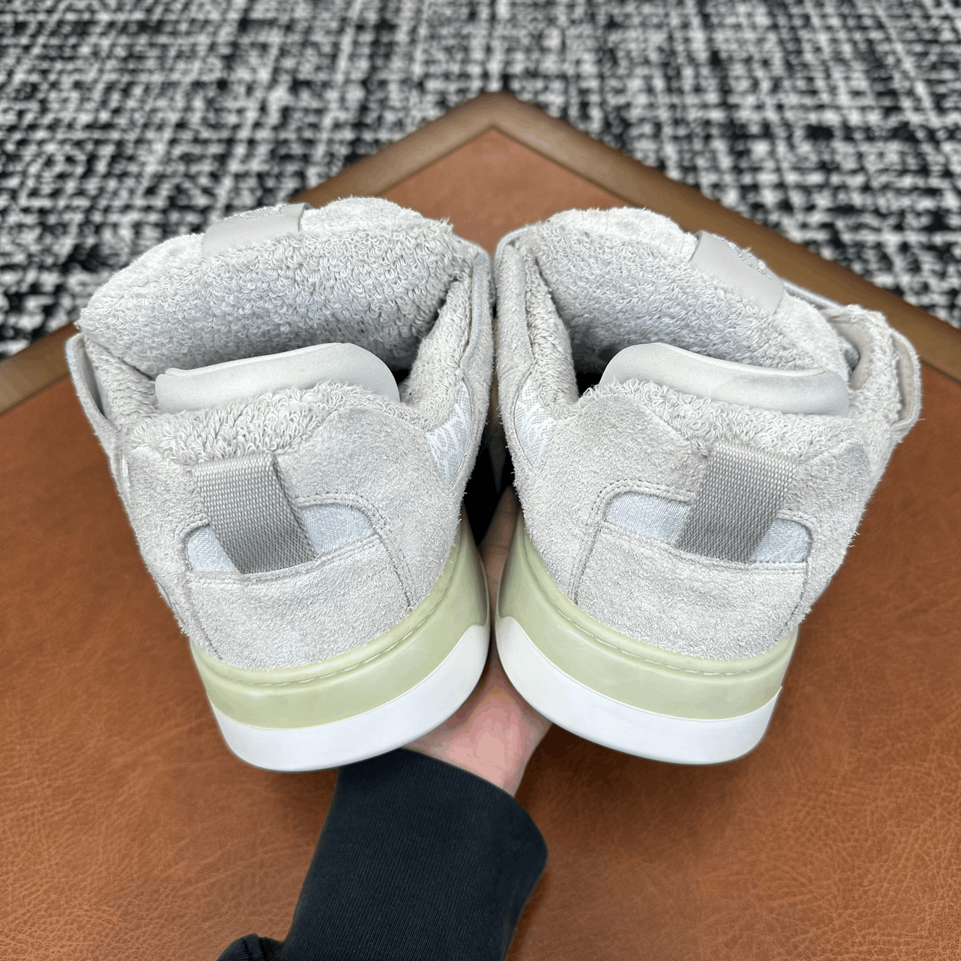 Dior Dior Beige Lowtop Sneakers 8 Men Size US 8 / EU 41 - 3 Thumbnail