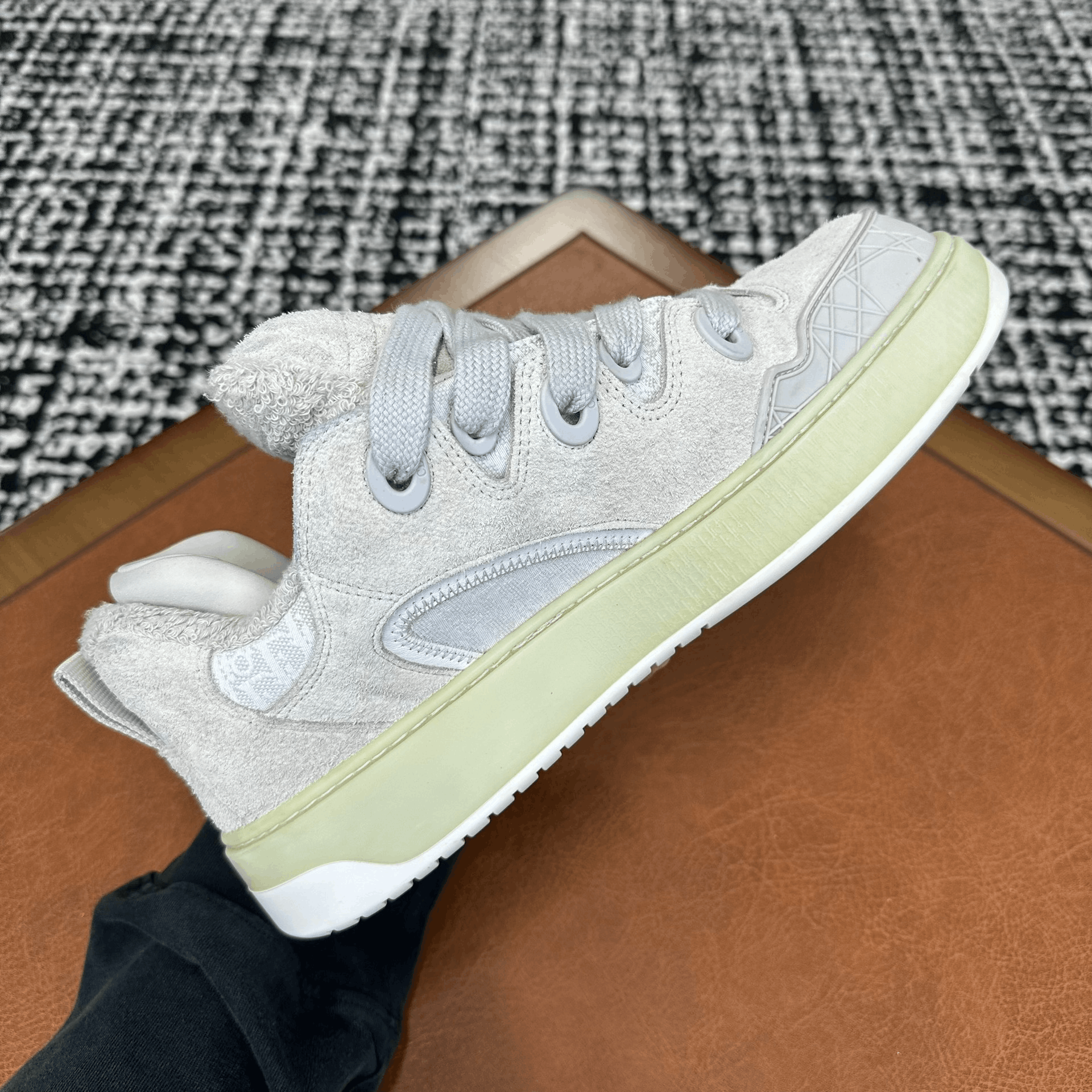 Dior Dior Beige Lowtop Sneakers 8 Men Size US 8 / EU 41 - 6 Thumbnail
