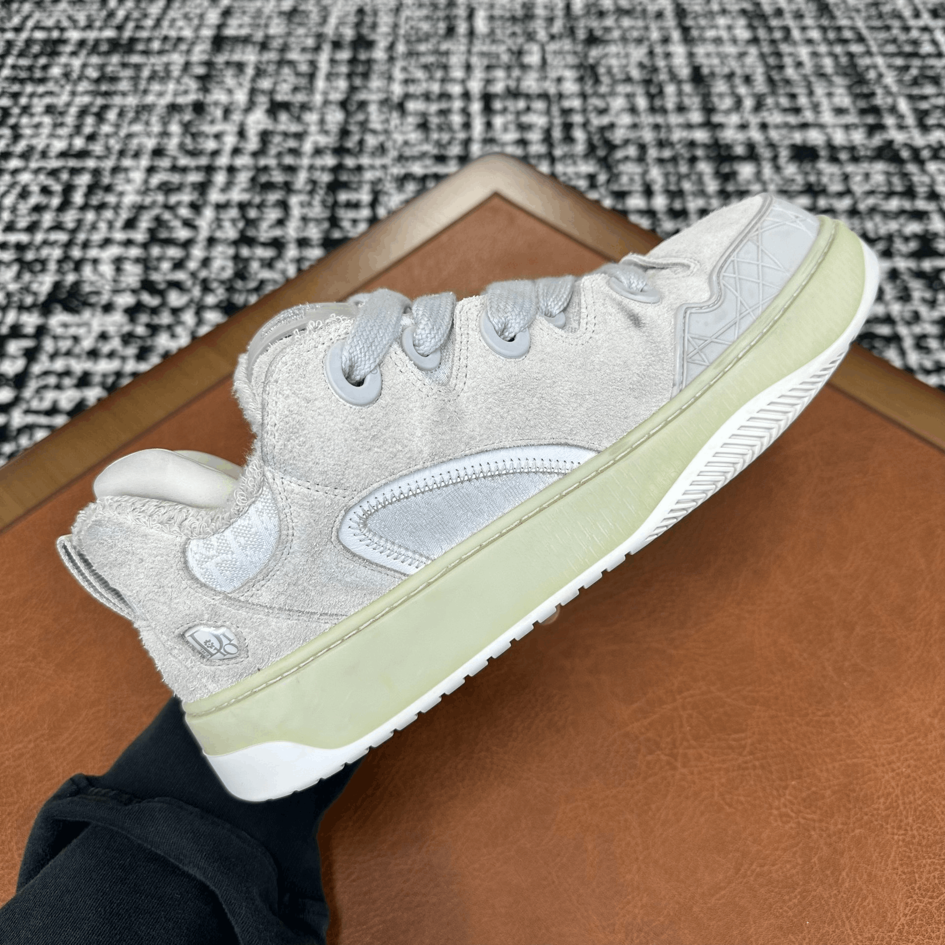 Dior Dior Beige Lowtop Sneakers 8 Men Size US 8 / EU 41 - 8 Thumbnail