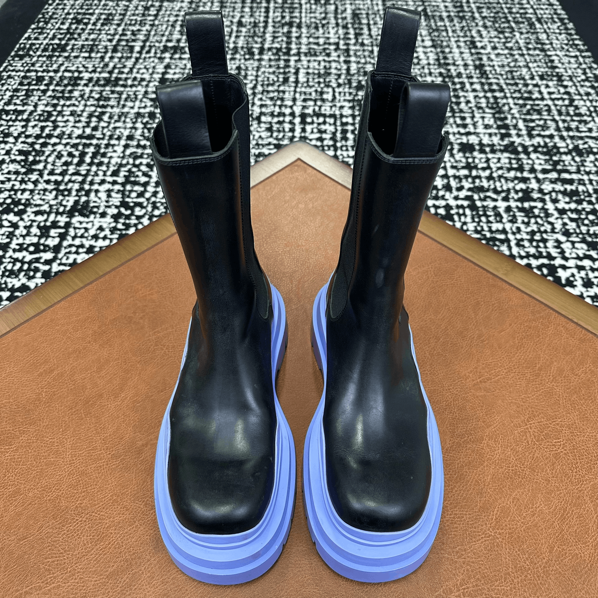 Bottega Veneta Bottega Veneta Boots it_38-5 Women Size US 8.5 / IT 38.5 - 2 Thumbnail