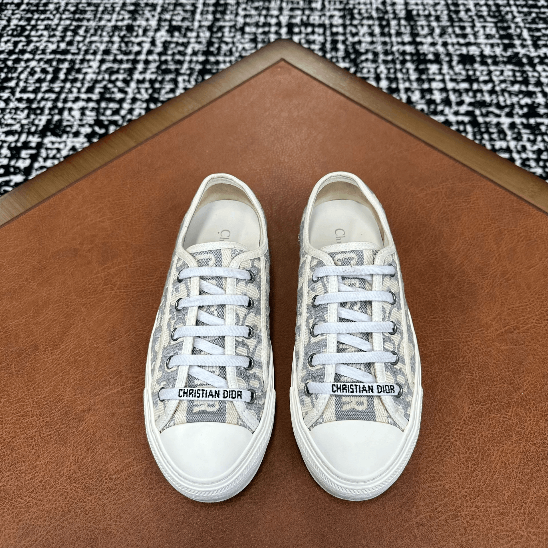 Dior Dior Cotton Gray Lowtop Sneakers it_36 Women Size US 6 / IT 36 - 2 Thumbnail