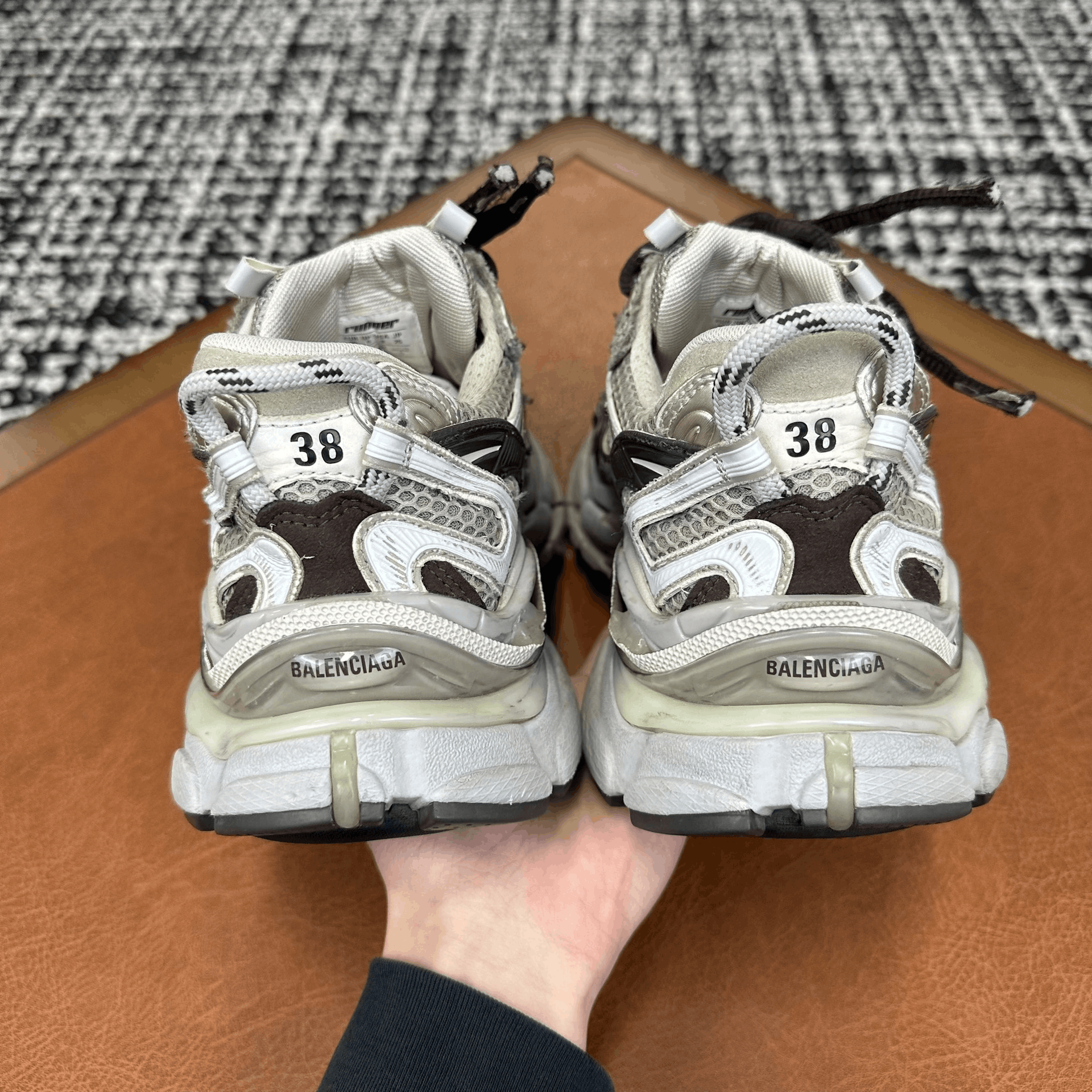 Balenciaga Balenciaga Running White Lowtop Sneakers it_38 Women Size US 8 / IT 38 - 3 Thumbnail
