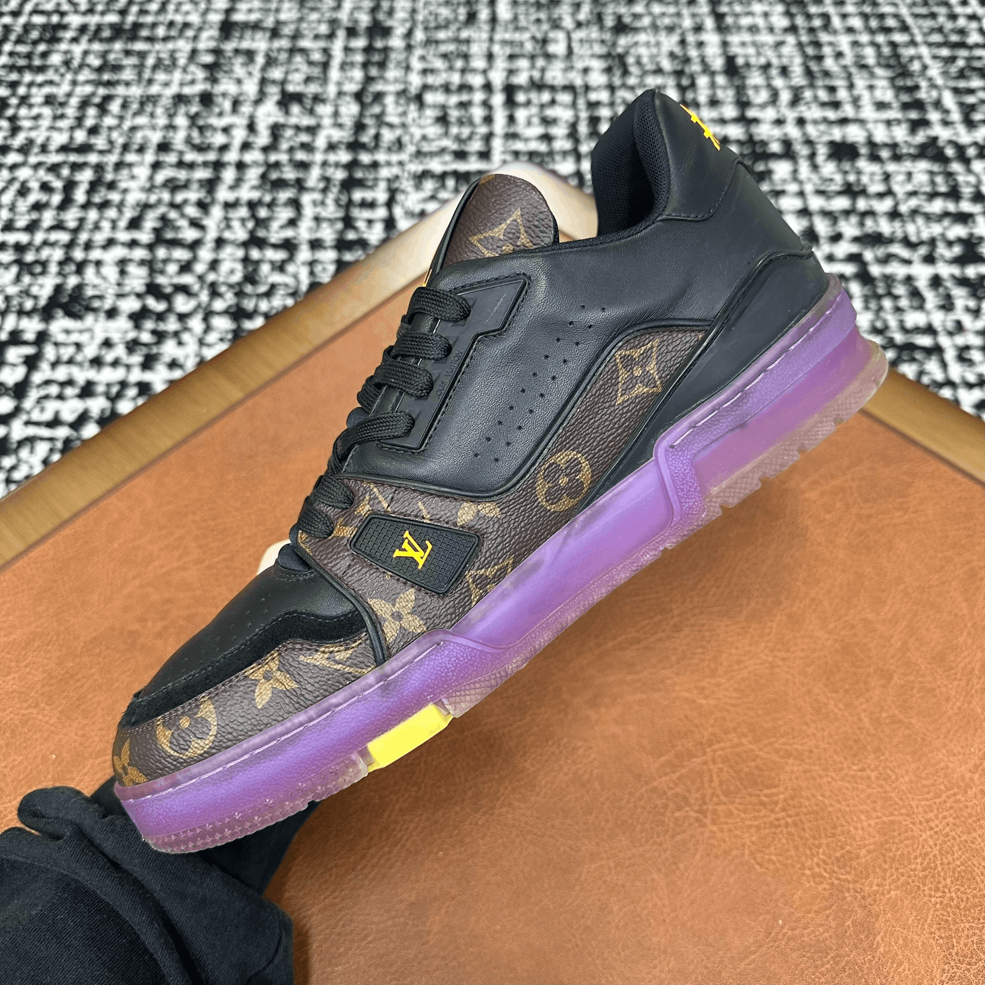Louis Vuitton Louis Vuitton Training Purple Lowtop Sneakers 8 Men Size US 8 / EU 41 - 6 Thumbnail
