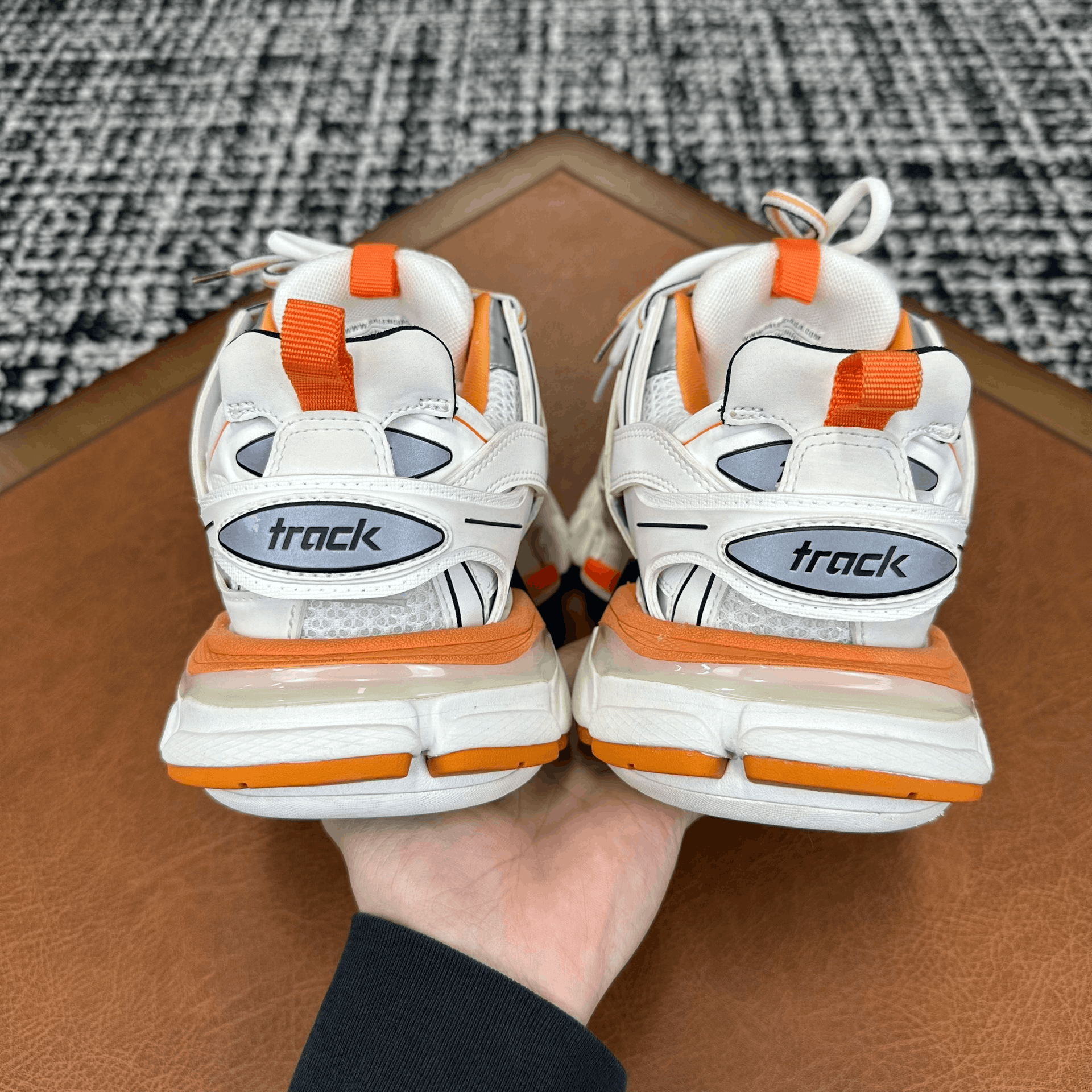 Balenciaga Balenciaga Distressed White Lowtop Sneakers it_37 Women Size US 7 / IT 37 - 4 Thumbnail