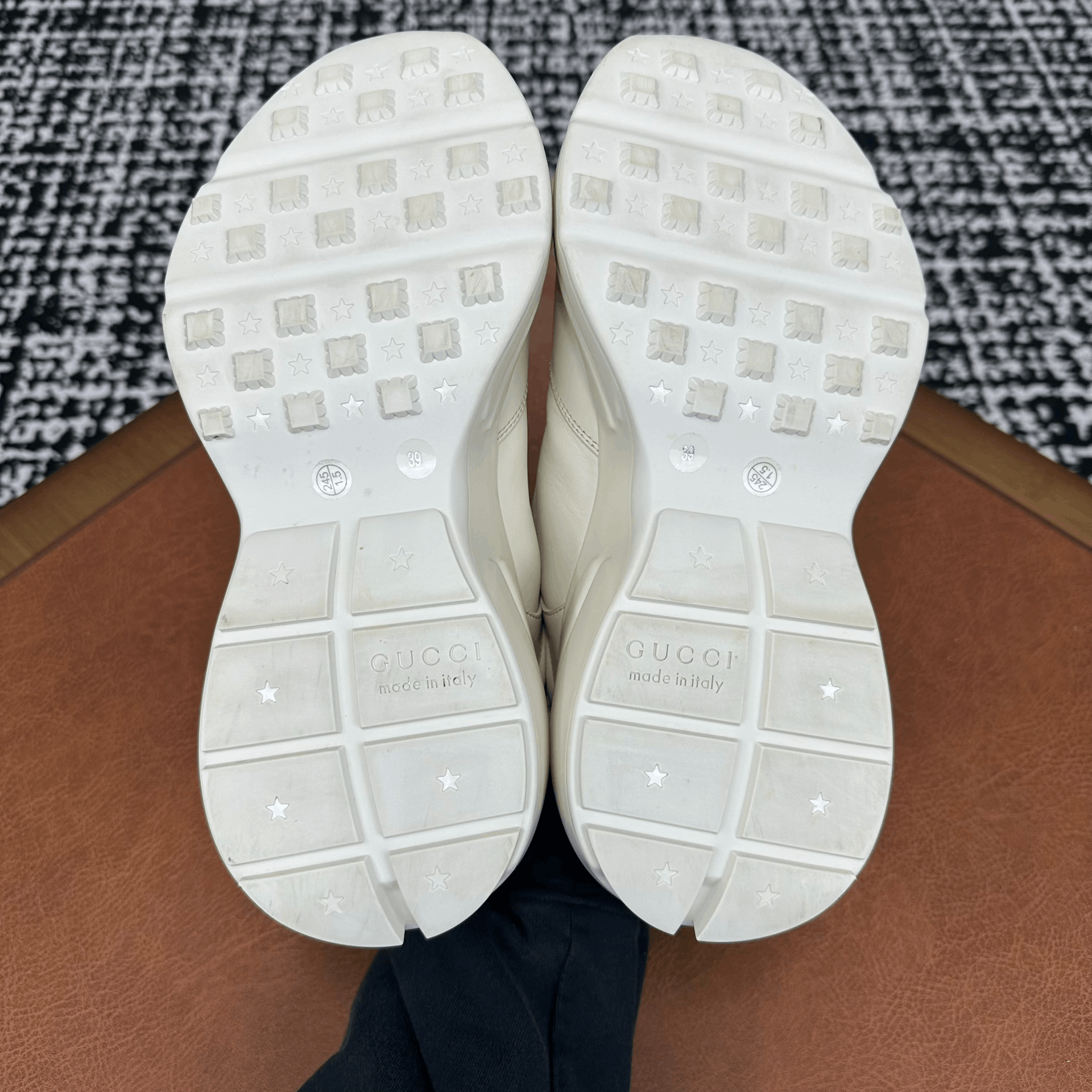 Gucci Gucci Leather White Lowtop Sneakers it_39 Women Size US 9 / IT 39 - 9 Thumbnail