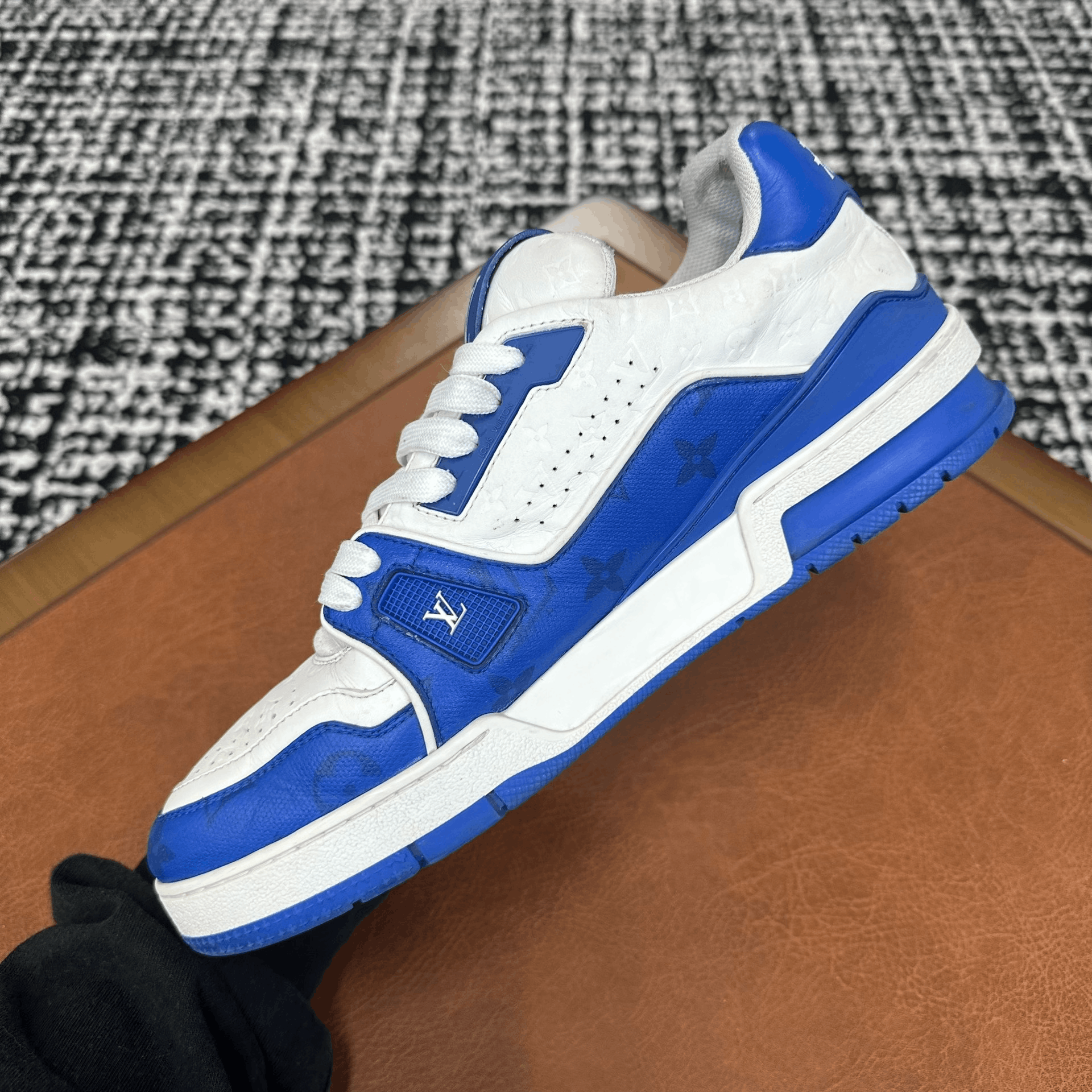 Louis Vuitton Louis Vuitton Training Blue Lowtop Sneakers 8 Men Size US 8 / EU 41 - 6 Thumbnail