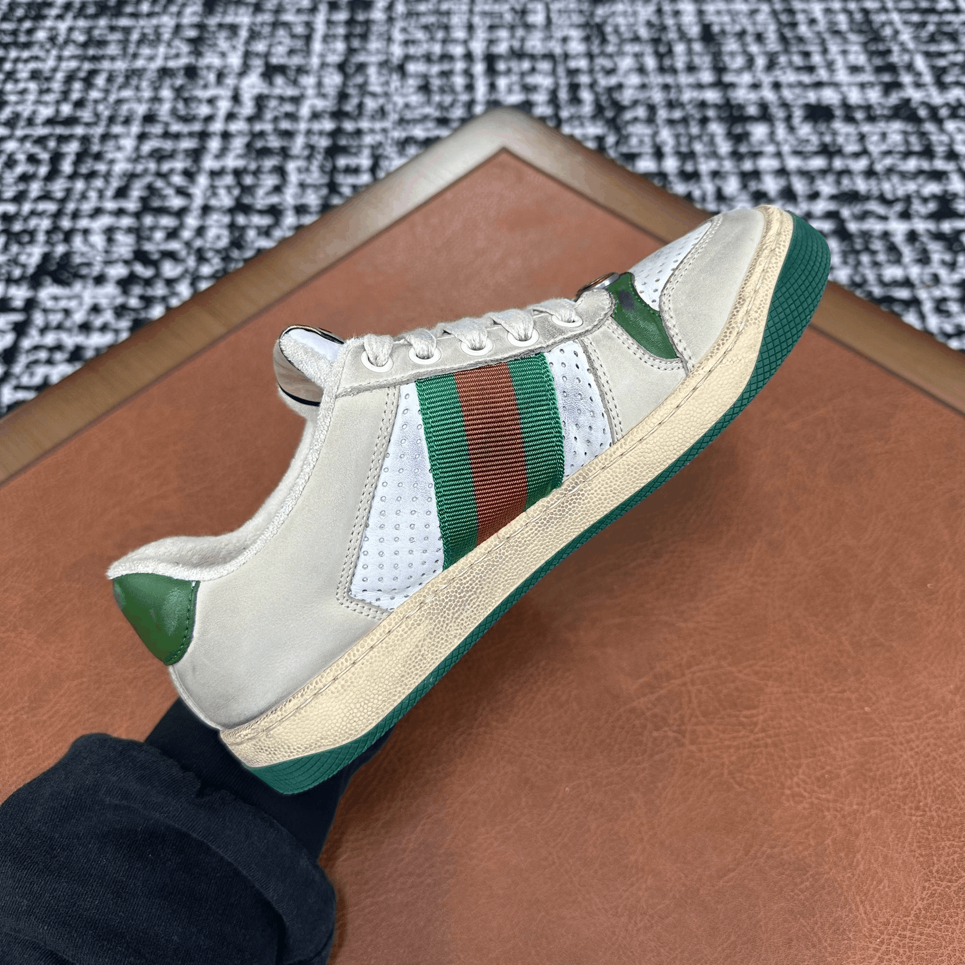 Gucci Gucci Green Lowtop Sneakers it_35 Women Size US 5 / IT 35 - 6 Thumbnail