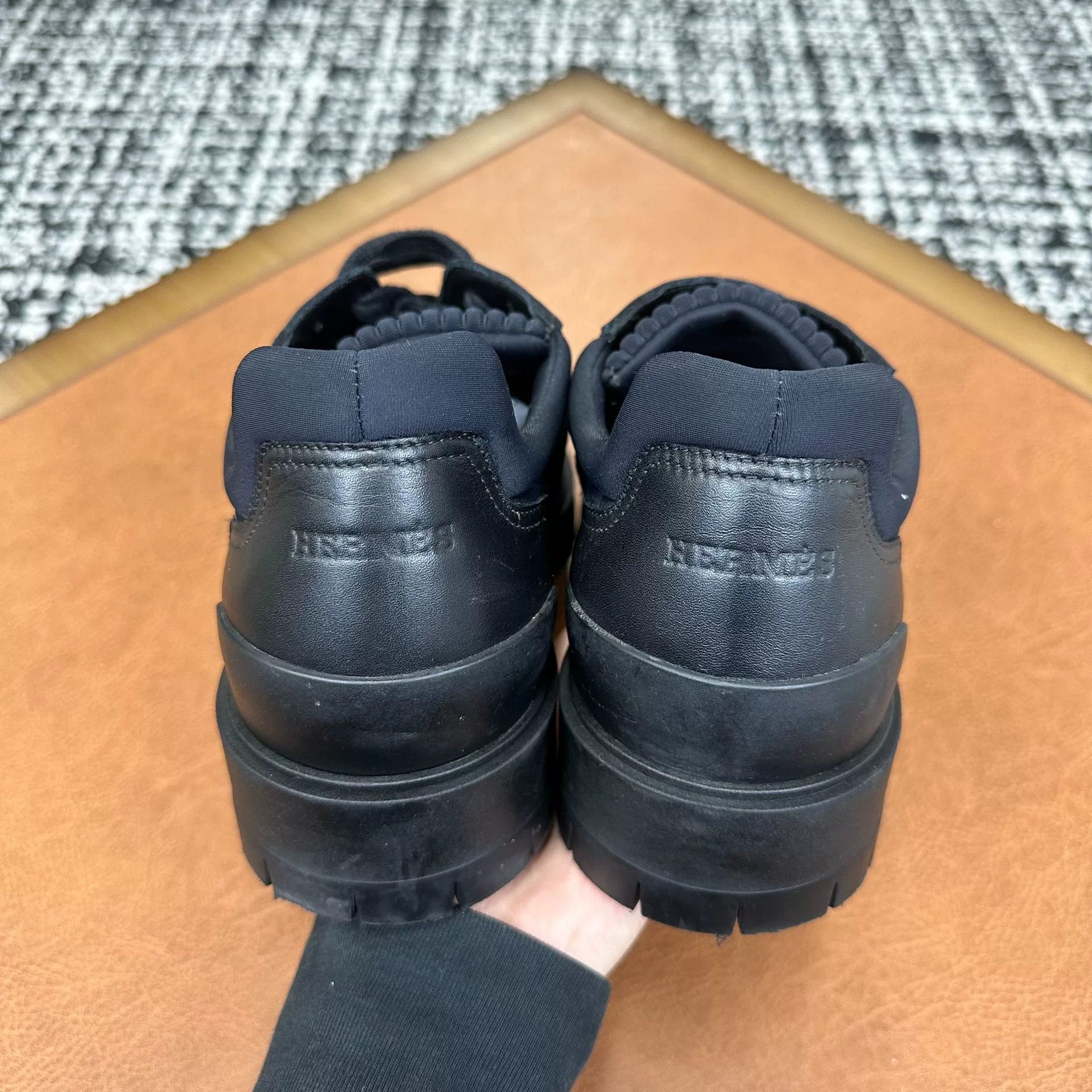 Hermes Hermes Casual Black Lowtop Sneakers 6 Men Size US 6 / EU 39 - 4 Thumbnail