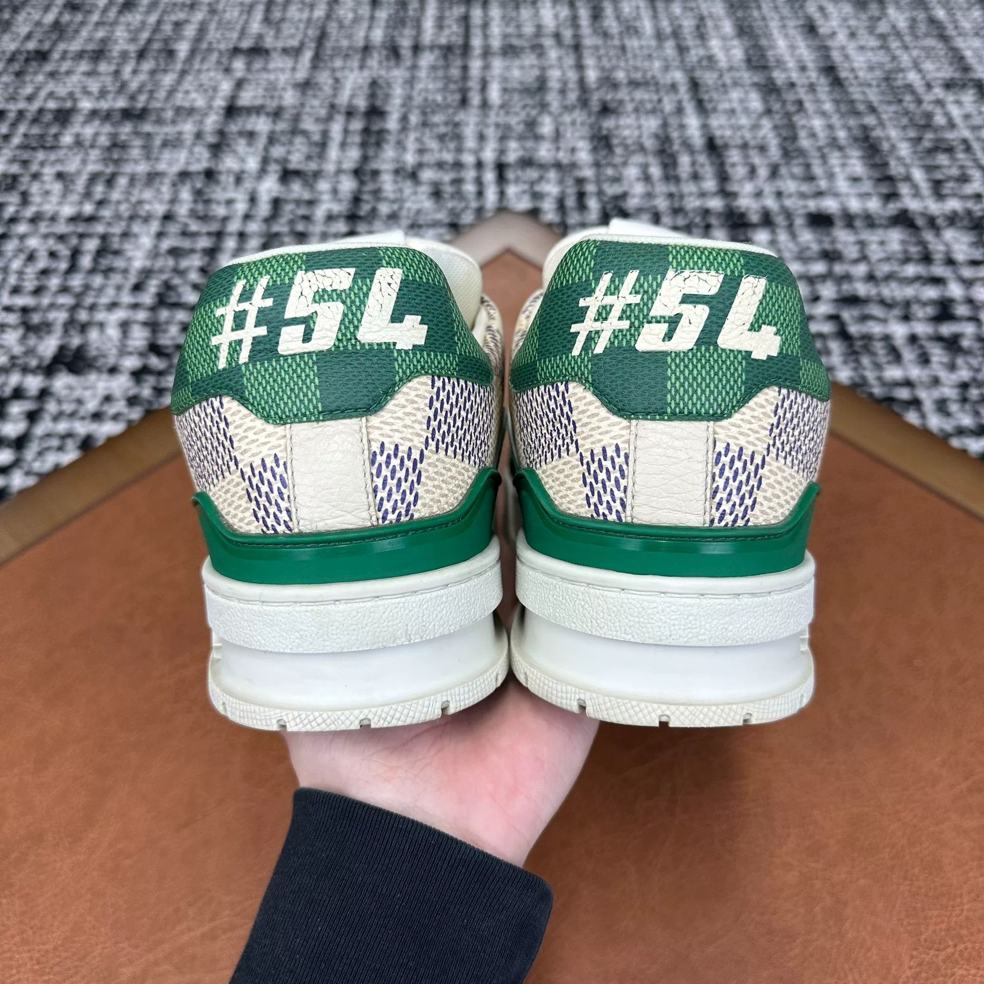 Louis Vuitton Louis Vuitton Training Green Lowtop Sneakers 8 Men Size US 8 / EU 41 - 3 Thumbnail