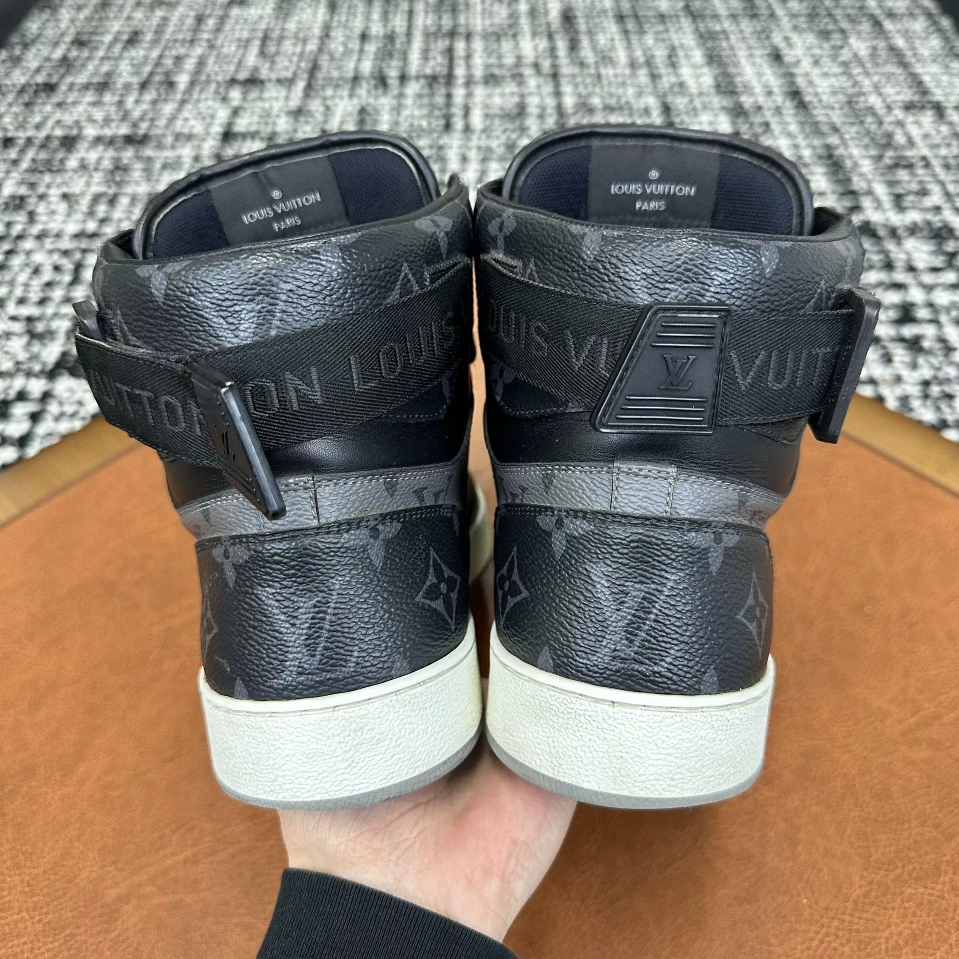Louis Vuitton Louis Vuitton Leather Multi Hitop Sneakers 7 Men Size US 7 / EU 40 - 4 Thumbnail