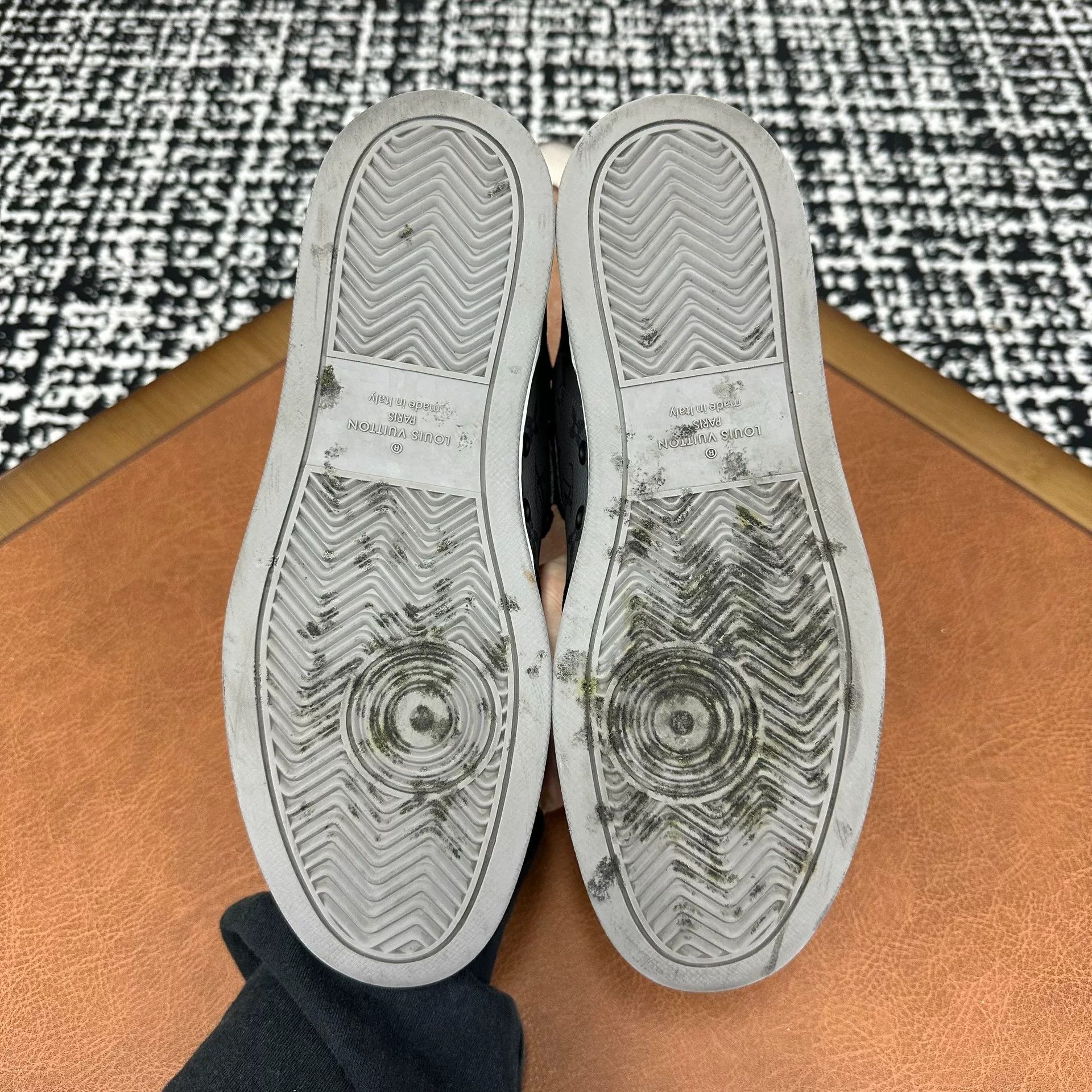 Louis Vuitton Louis Vuitton Leather Multi Hitop Sneakers 7 Men Size US 7 / EU 40 - 9 Thumbnail
