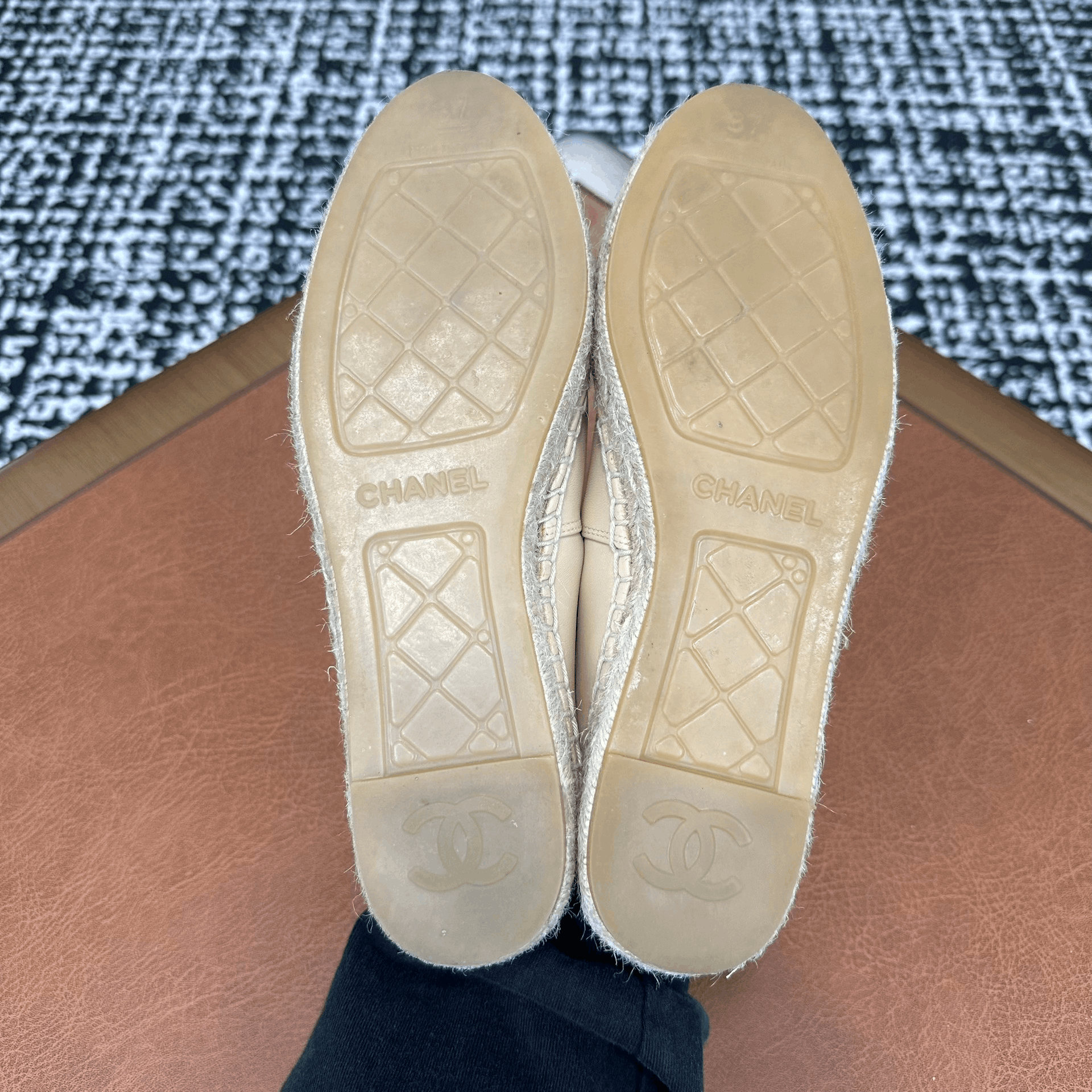 Chanel Chanel Casual Beige Lowtop Sneakers it_37 Women Size US 7 / IT 37 - 8 Thumbnail