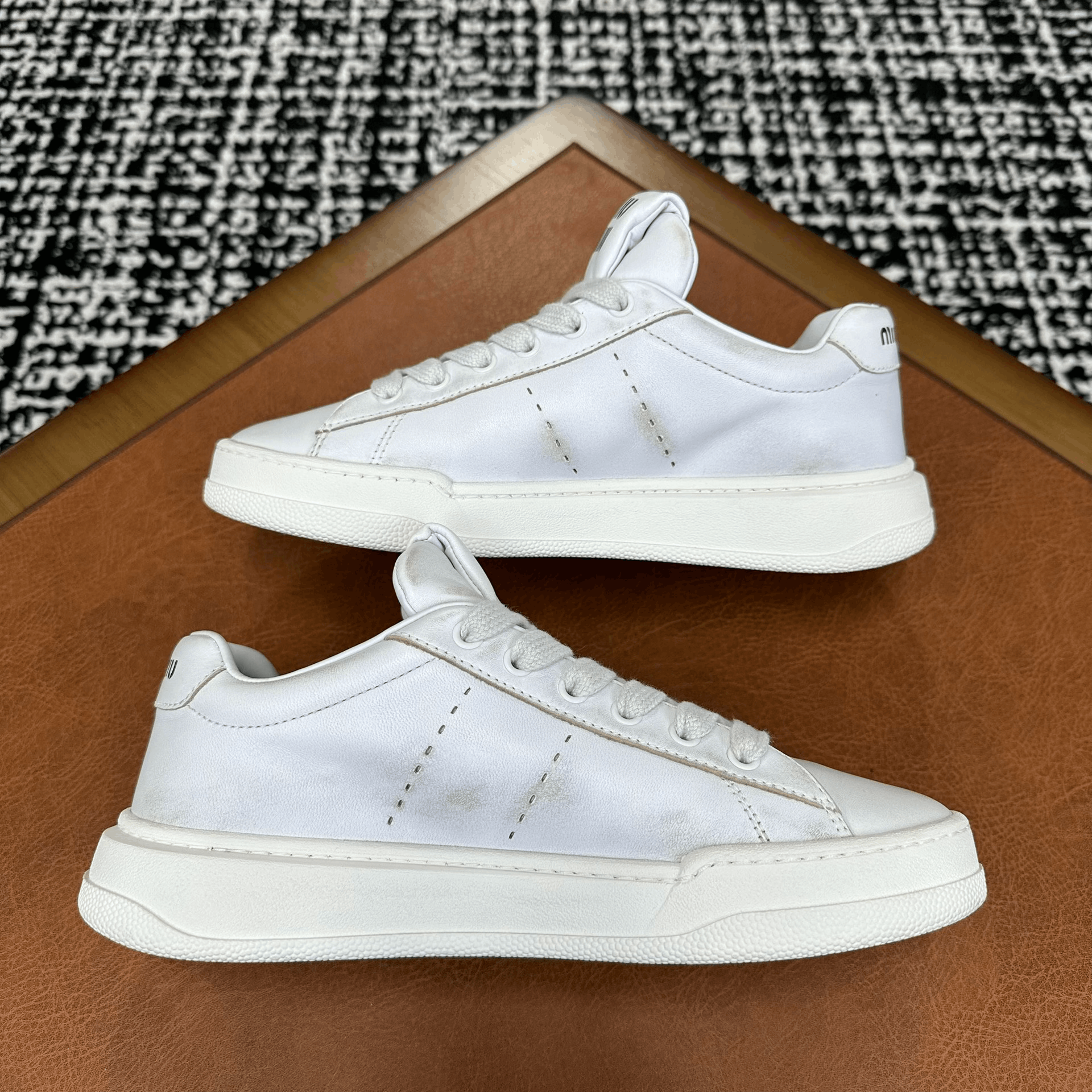 Miu Miu Miu Miu Leather White Lowtop Sneakers it_38 Women Size US 8 / IT 38 - 8 Thumbnail