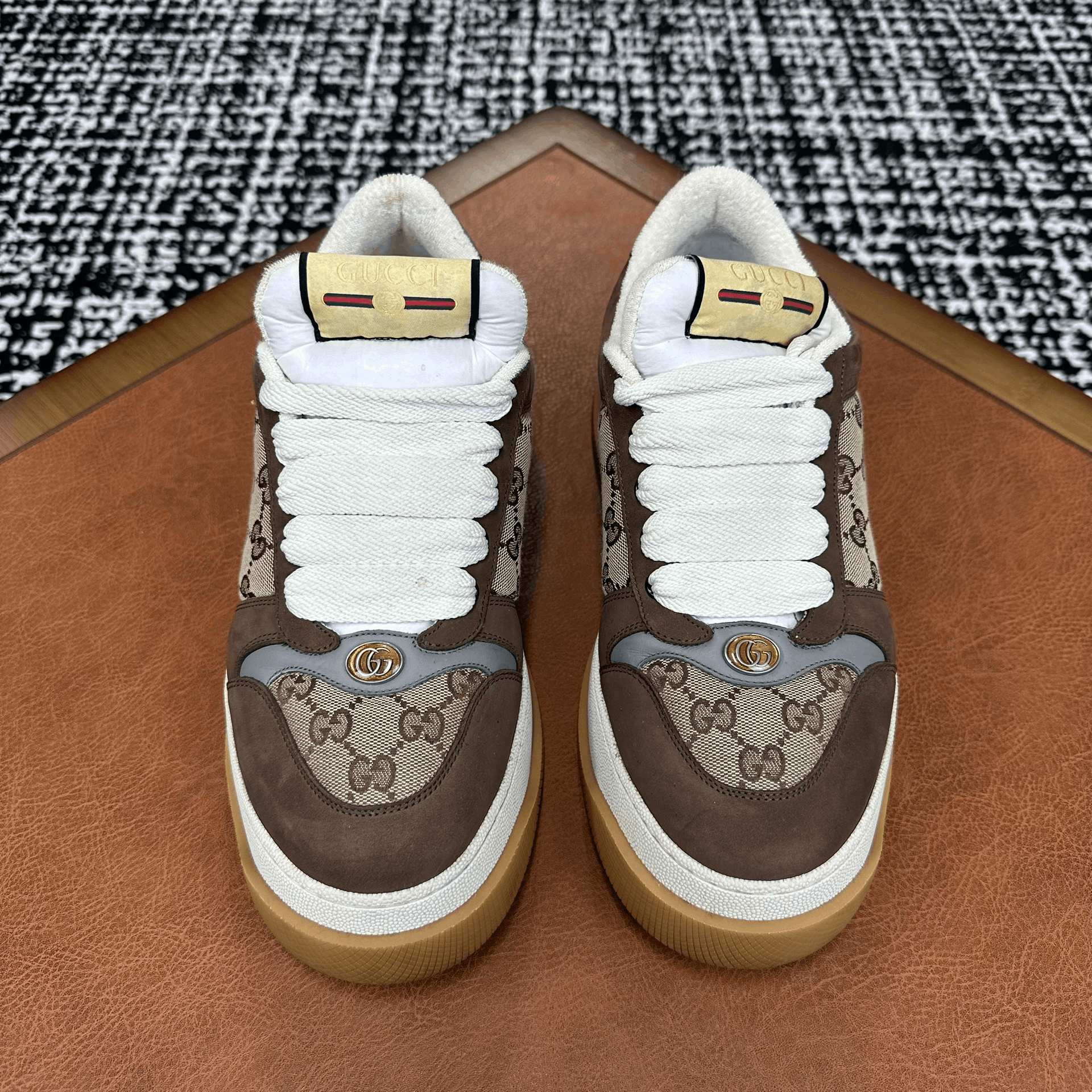 Gucci Gucci Brown Lowtop Sneakers 10 Men Size US 10 / EU 43 - 2 Thumbnail