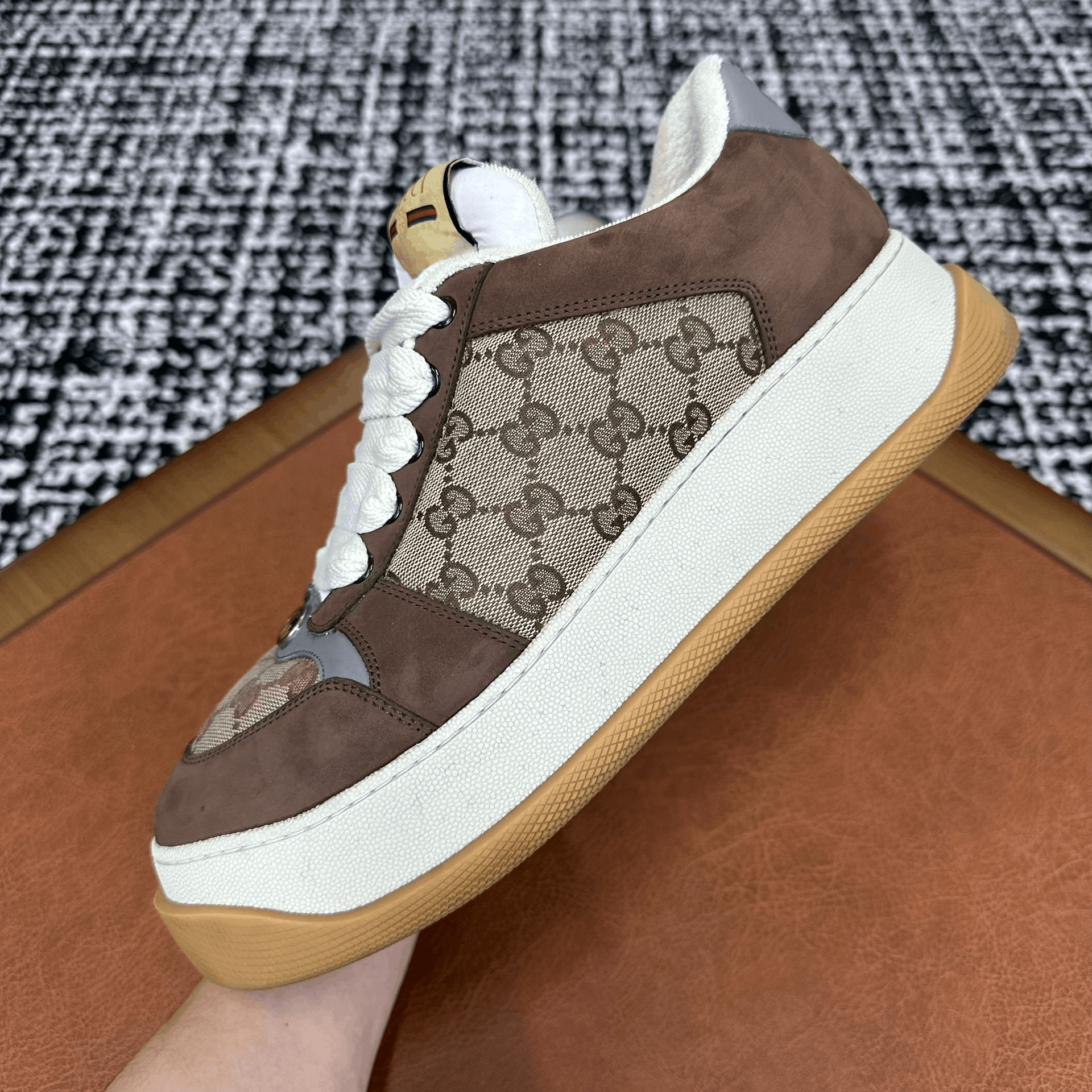 Gucci Gucci Brown Lowtop Sneakers 10 Men Size US 10 / EU 43 - 8 Thumbnail