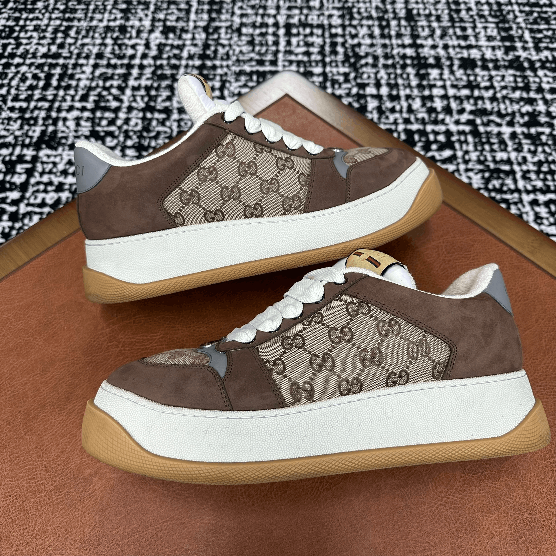 Gucci Gucci Brown Lowtop Sneakers 10 Men Size US 10 / EU 43 - 5 Thumbnail
