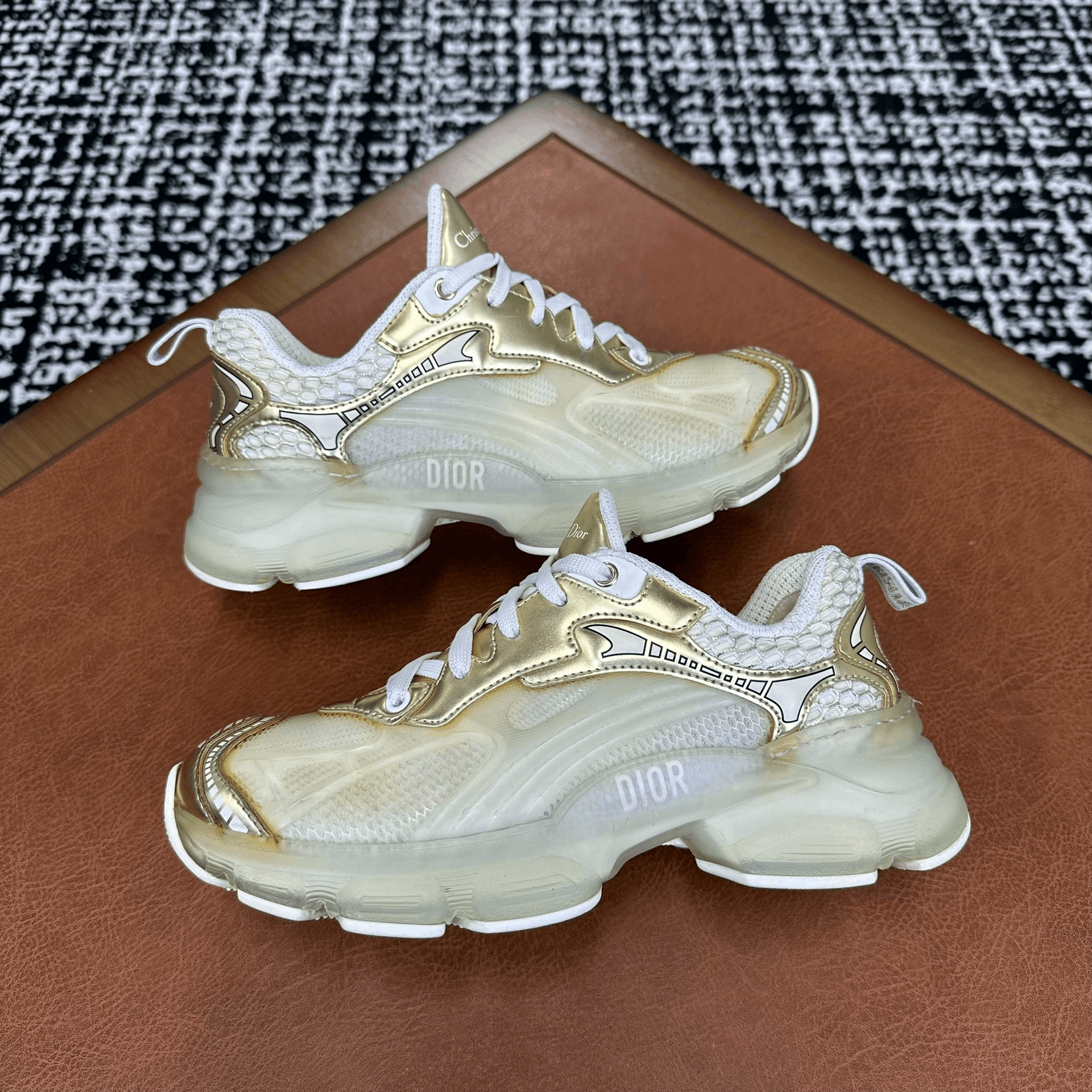 Dior Dior Casual Gold Lowtop Sneakers it_36 Women Size US 6 / IT 36 - 5 Thumbnail