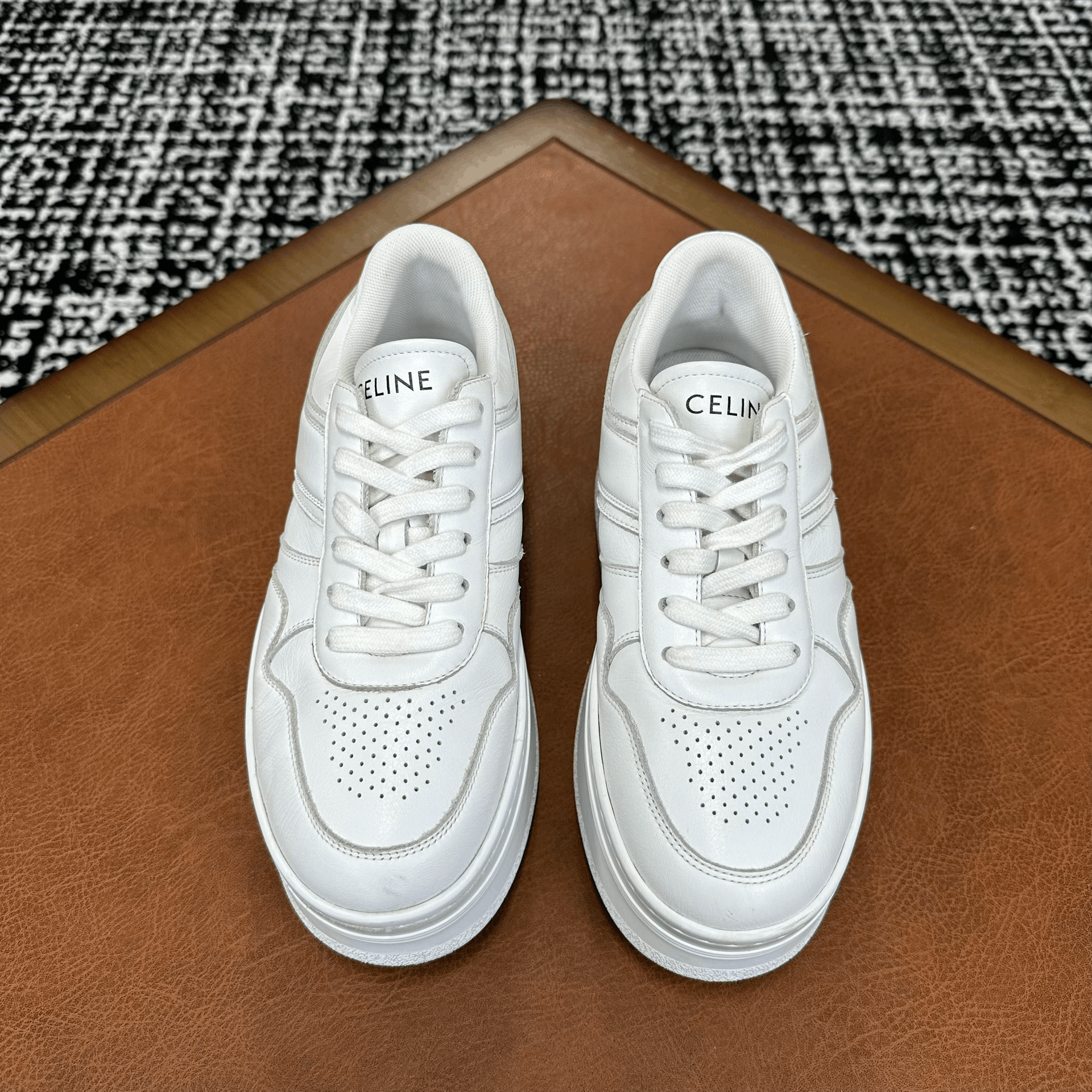 Celine Celine Leather White Lowtop Sneakers it_36 Women Size US 6 / IT 36 - 2 Thumbnail