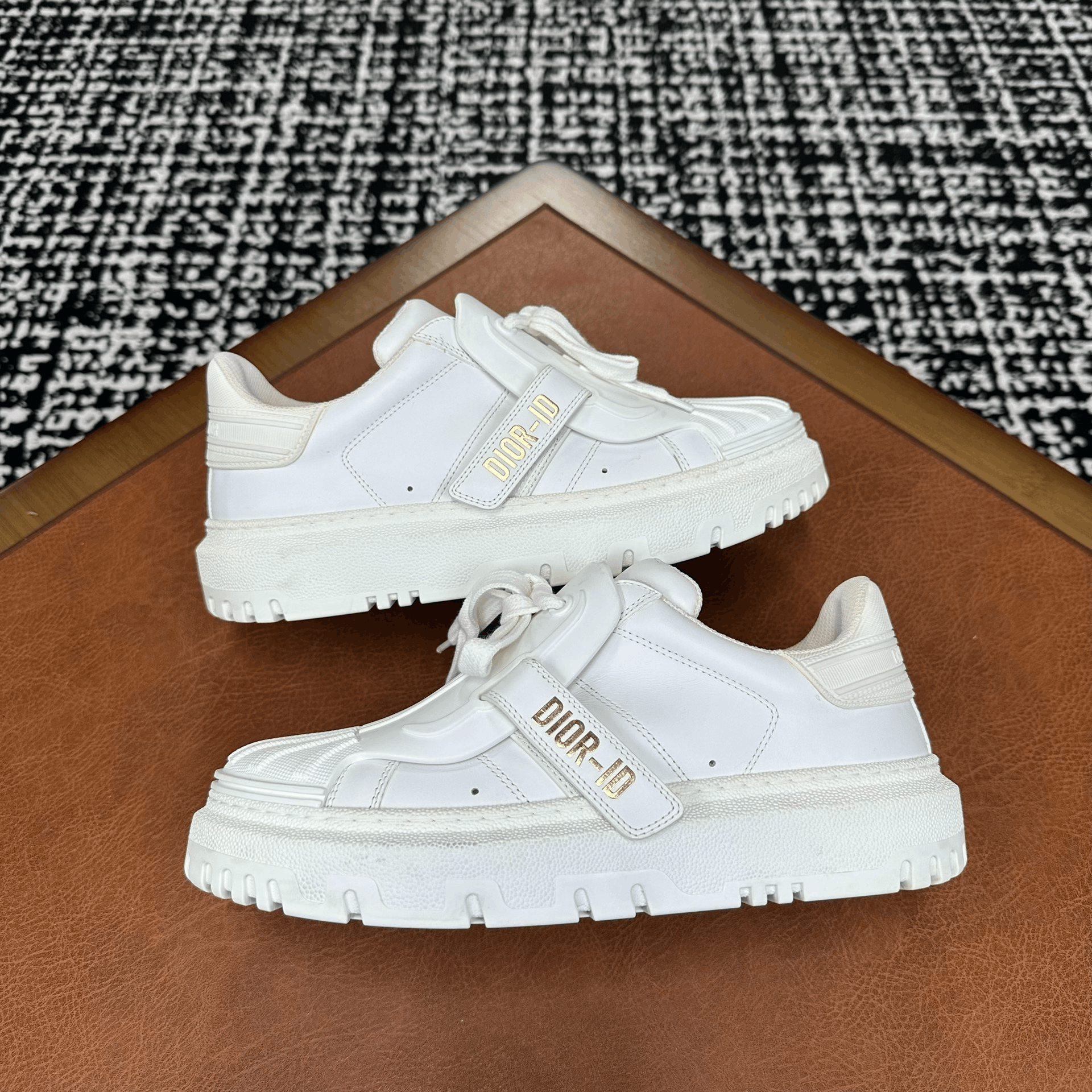Dior Dior Leather White Lowtop Sneakers it_37 Women Size US 7 / IT 37 - 5 Thumbnail