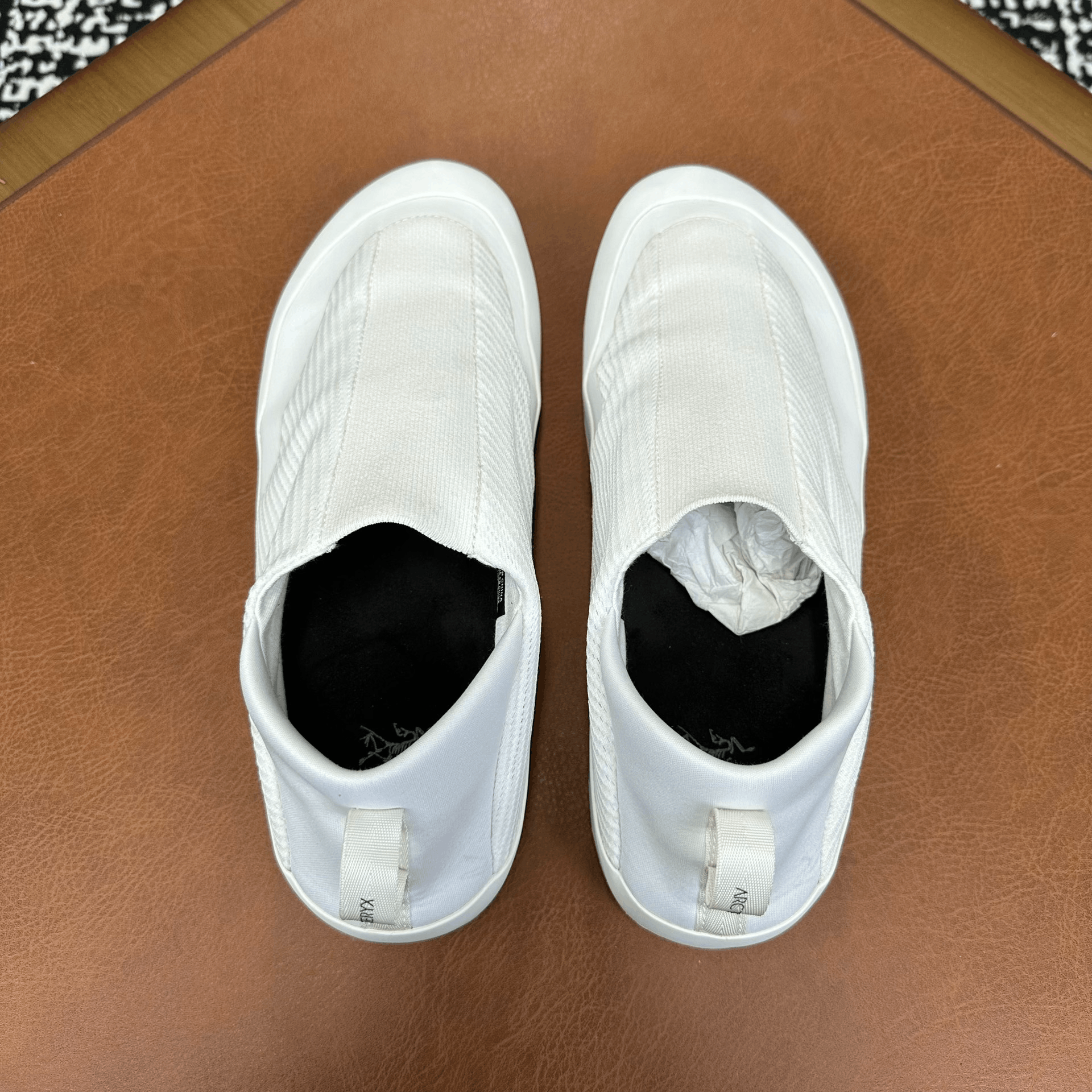Arc'teryx Arc'teryx White Lowtop Sneakers 10 Men Size US 10 / EU 43 - 3 Thumbnail