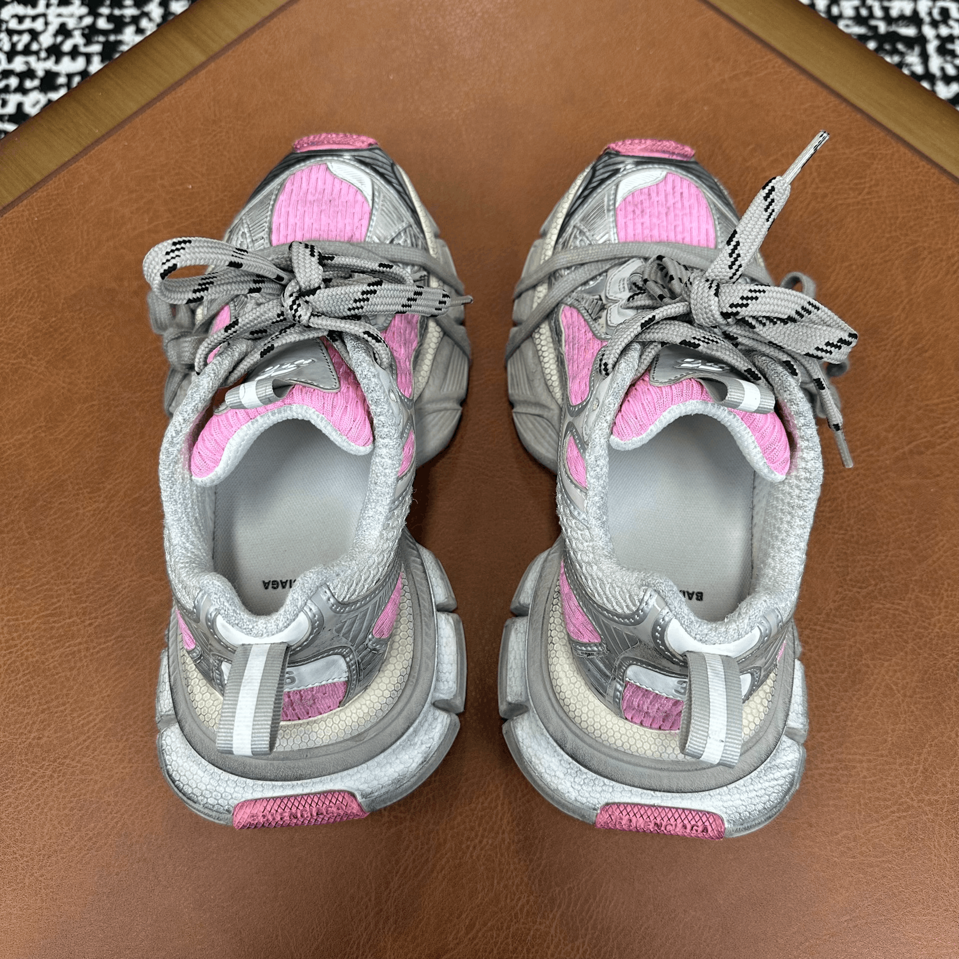 Balenciaga Balenciaga Mesh Silver Lowtop Sneakers it_36 Women Size US 6 / IT 36 - 4 Thumbnail