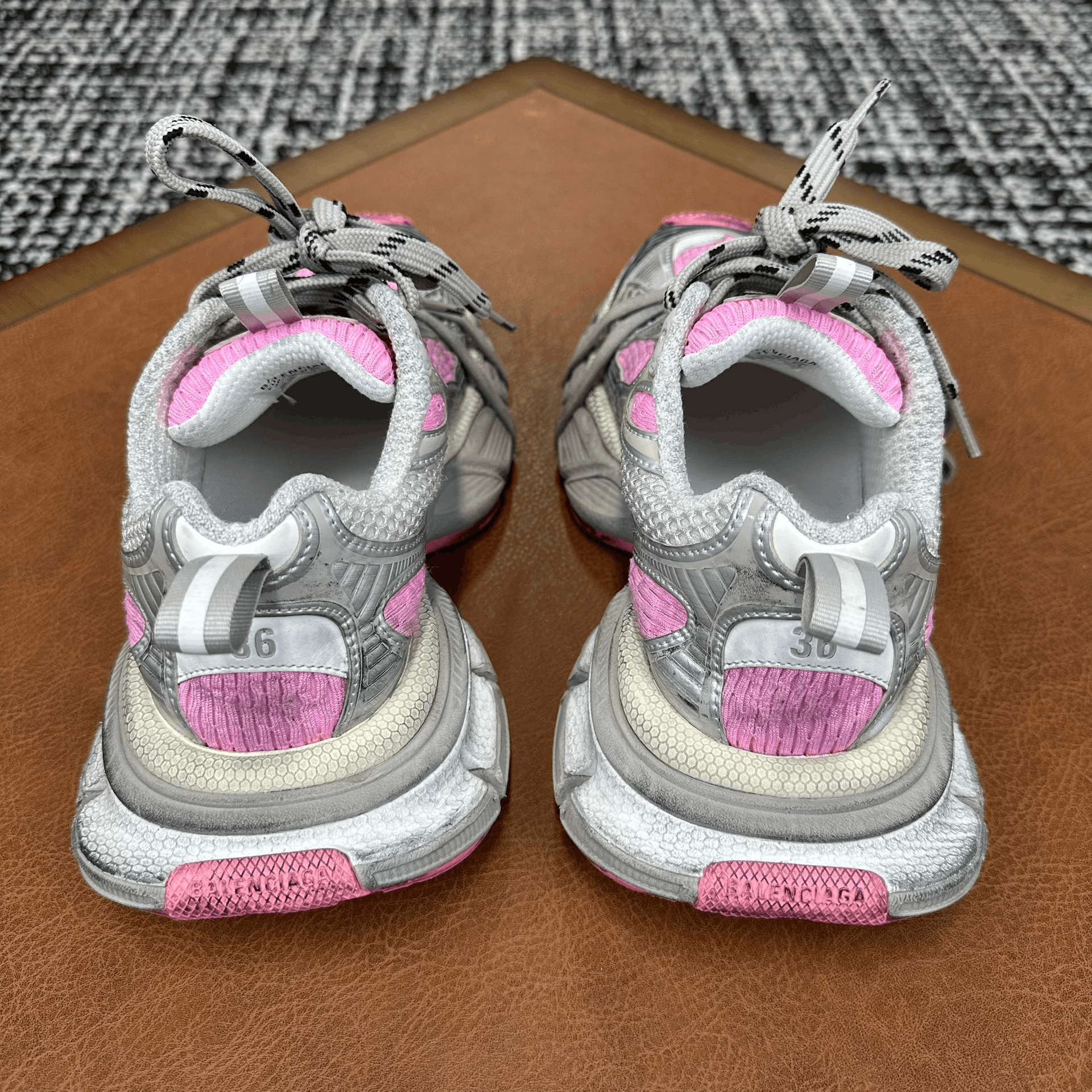 Balenciaga Balenciaga Mesh Silver Lowtop Sneakers it_36 Women Size US 6 / IT 36 - 5 Thumbnail
