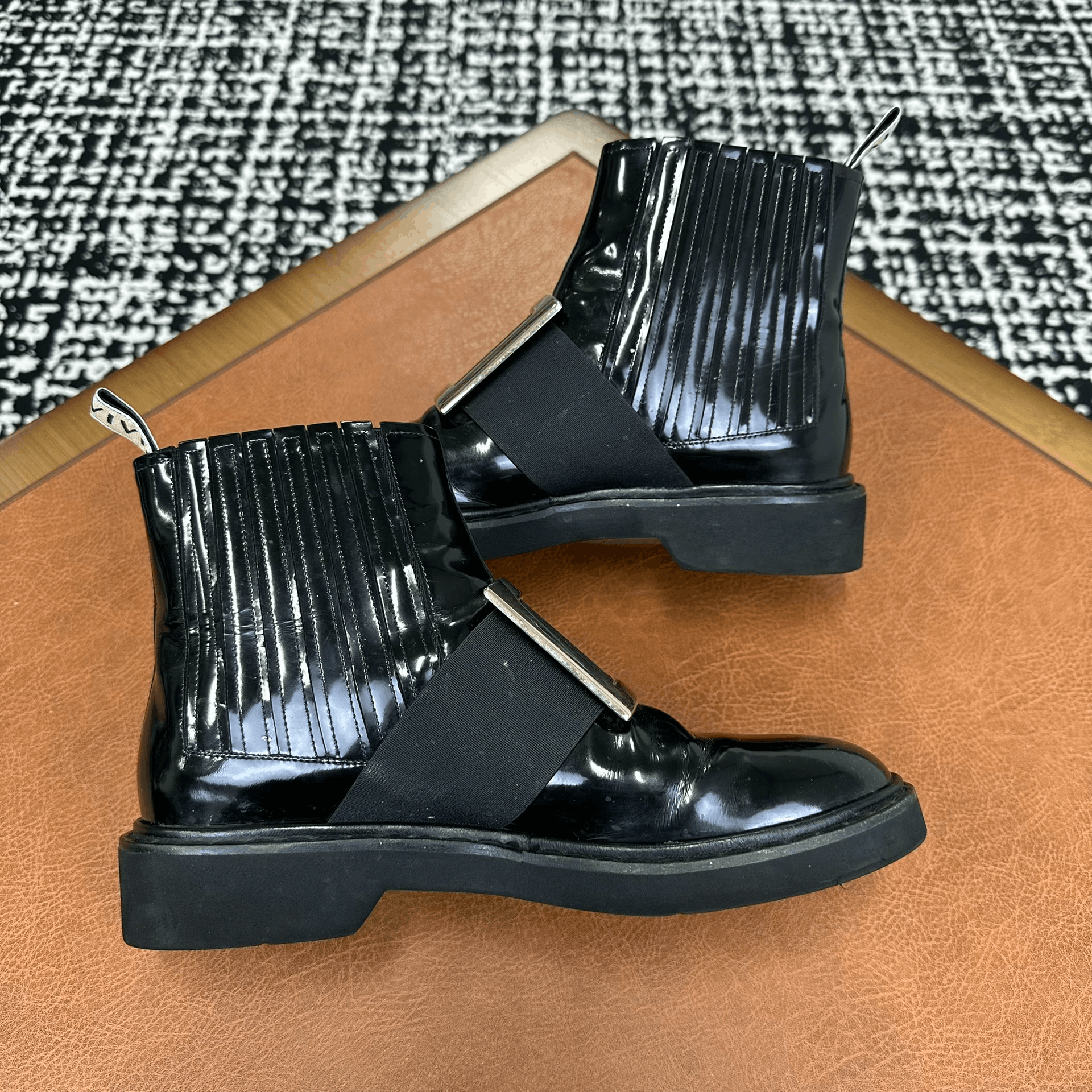 Roger Vivier Roger Vivier Retro Black Boots it_38 Women Size US 8 / IT 38 - 3 Thumbnail