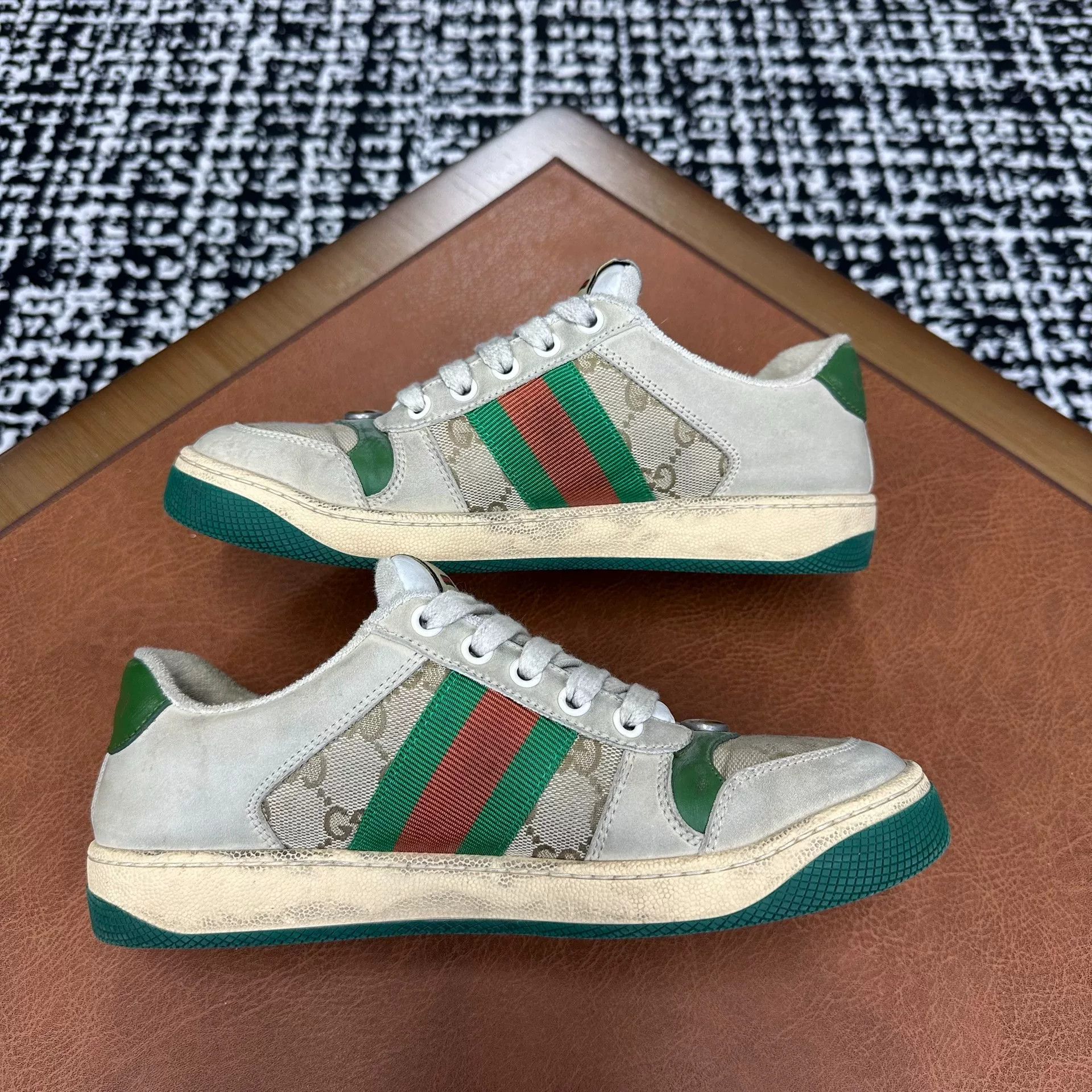 Gucci Gucci Canvas Green Lowtop Sneakers it_36 Women Size US 6 / IT 36 - 6 Thumbnail