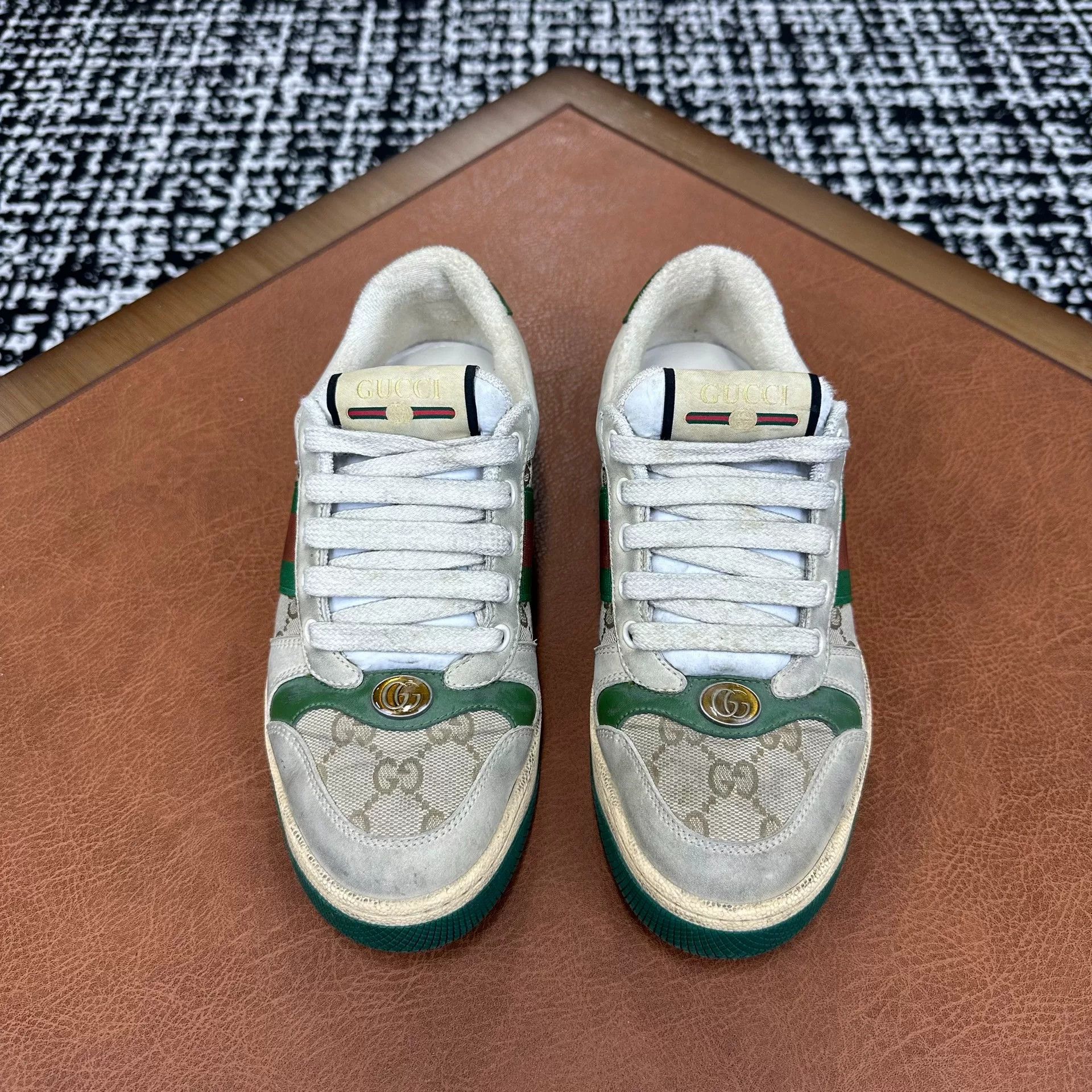 Gucci Gucci Canvas Green Lowtop Sneakers it_36 Women Size US 6 / IT 36 - 2 Thumbnail