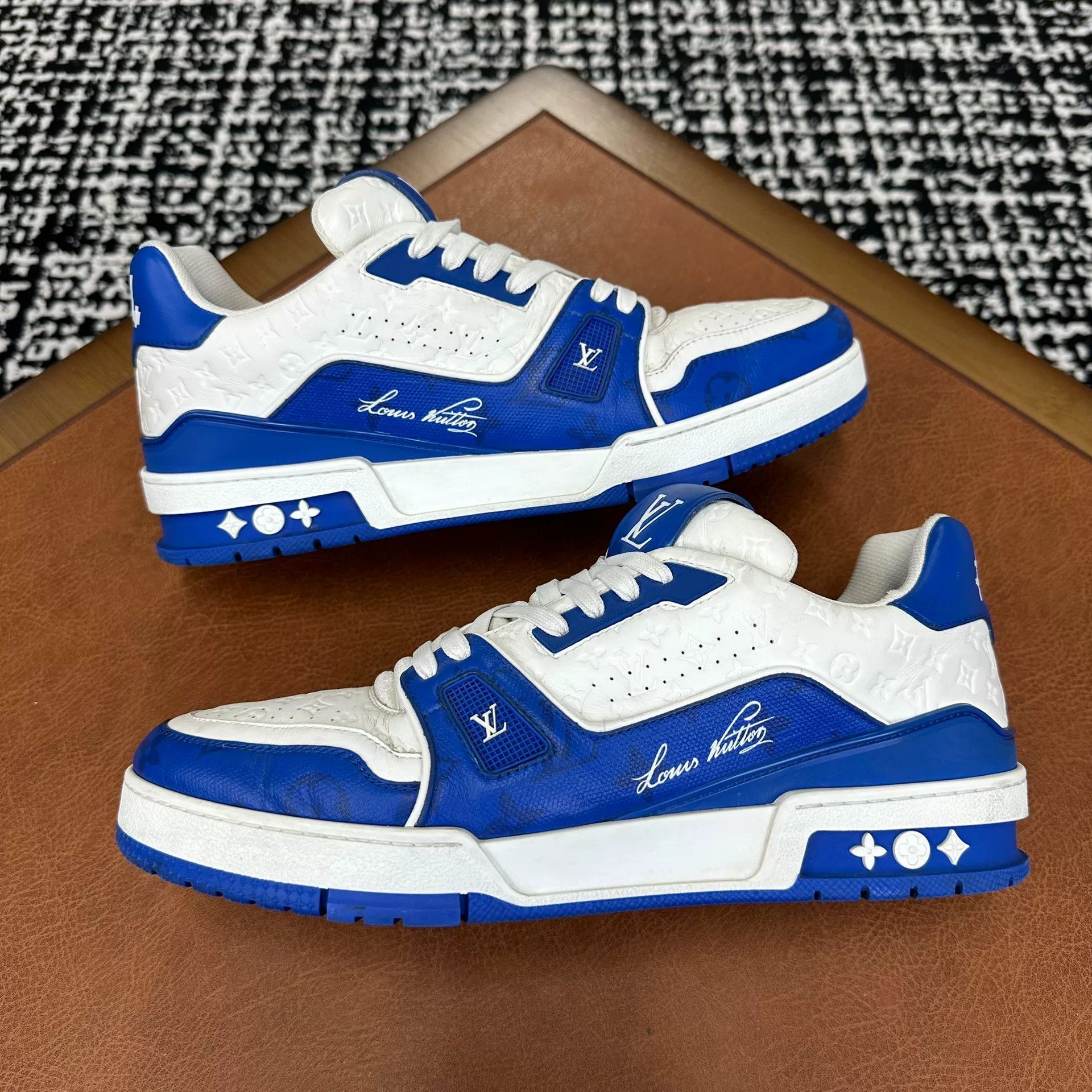 Louis Vuitton Louis Vuitton Training Blue Lowtop Sneakers 9 Men Size US 9 / EU 42 - 7 Thumbnail