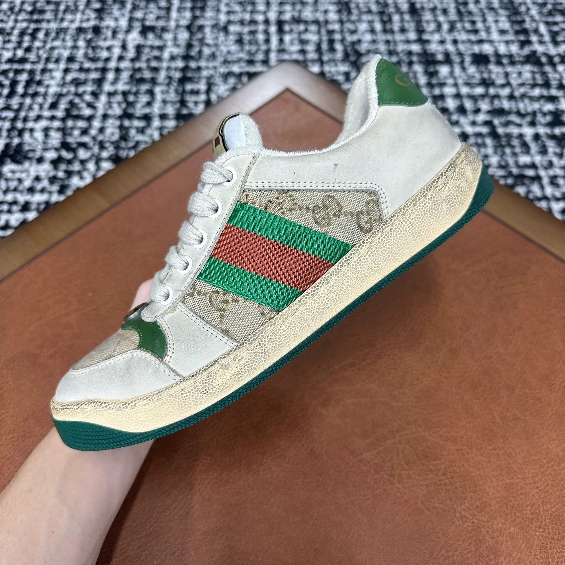 Gucci Gucci Canvas Green Lowtop Sneakers it_36-5 Women Size US 6.5 / IT 36.5 - 8 Thumbnail