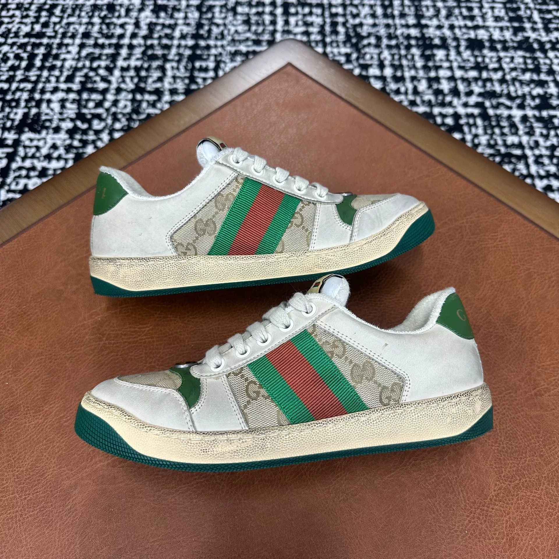 Gucci Gucci Canvas Green Lowtop Sneakers it_36-5 Women Size US 6.5 / IT 36.5 - 5 Thumbnail