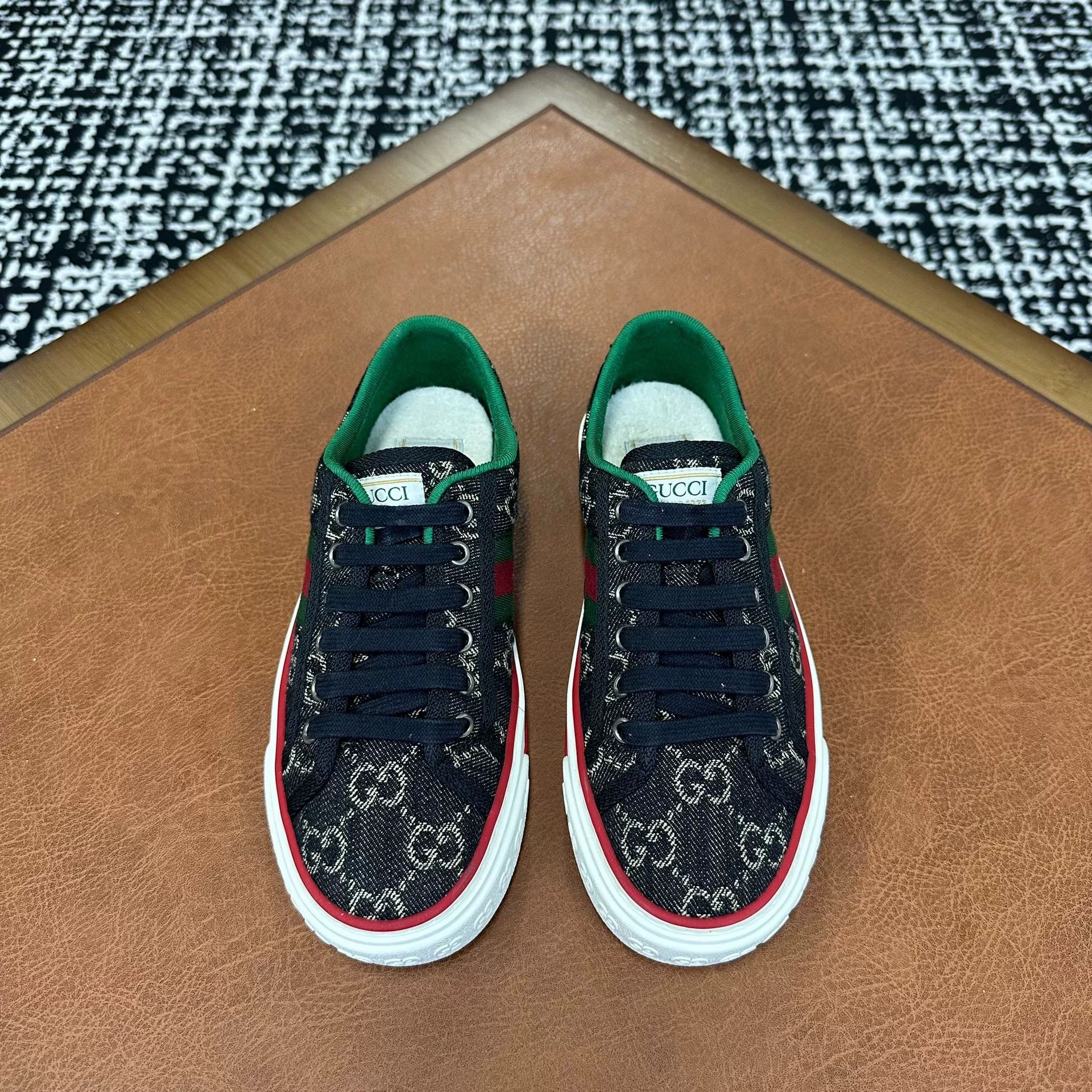Gucci Gucci Tennis Black Lowtop Sneakers it_35-5 Women Size US 5.5 / IT 35.5 - 2 Thumbnail