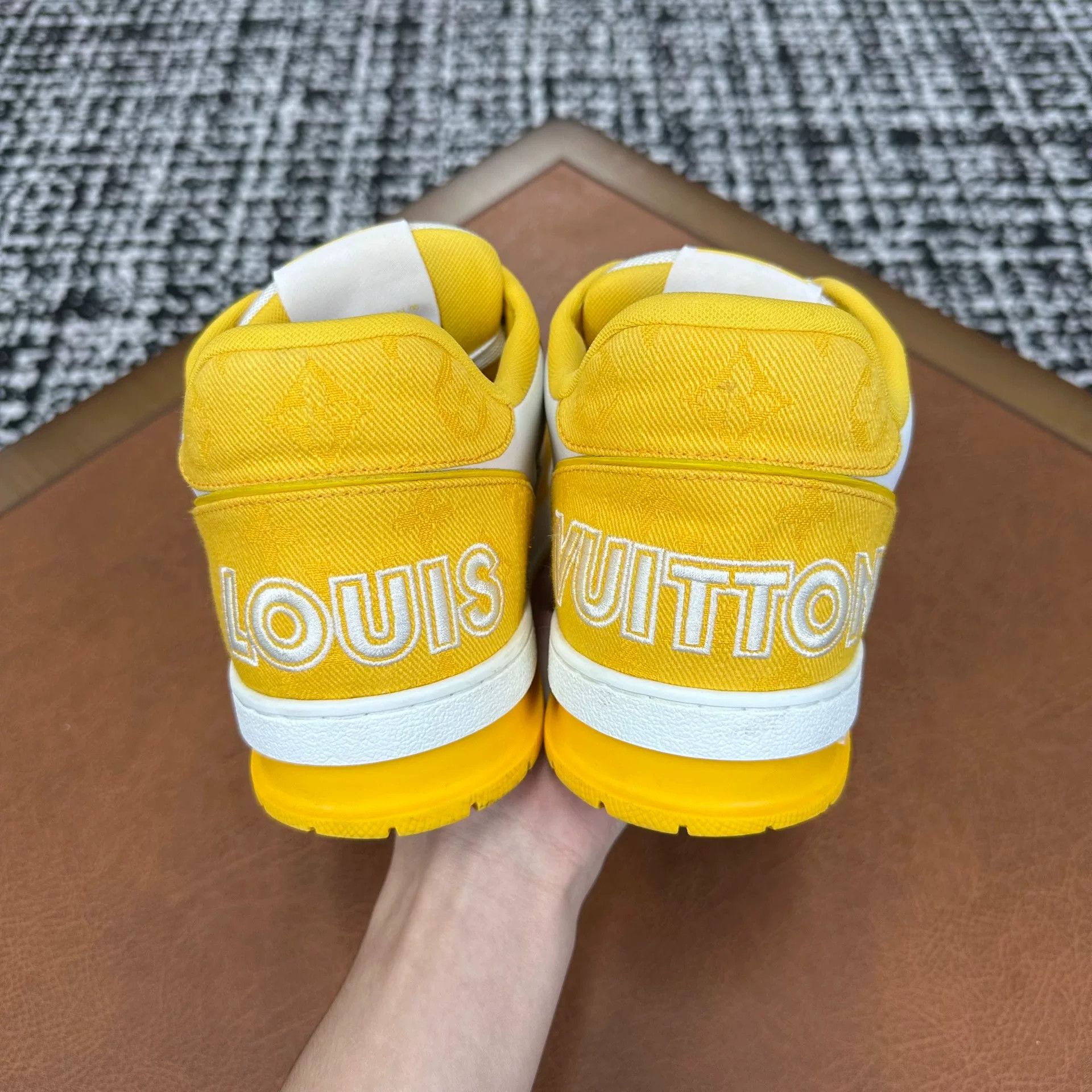 Louis Vuitton Louis Vuitton Training Yellow Lowtop Sneakers 8 Men Size US 8 / EU 41 - 4 Thumbnail