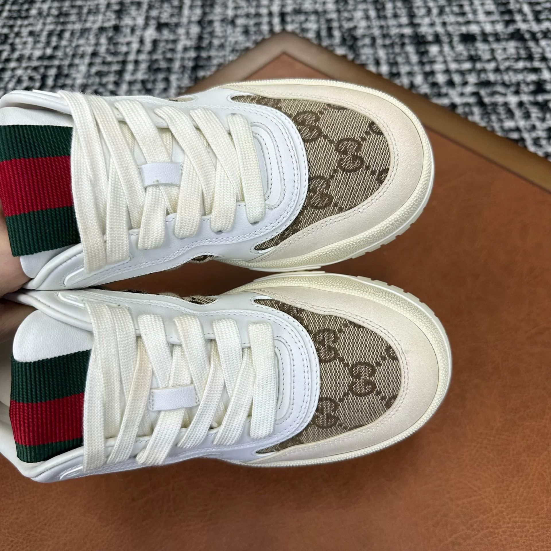 Gucci Gucci Leather White Lowtop Sneakers it_36-5 Women Size US 6.5 / IT 36.5 - 5 Thumbnail