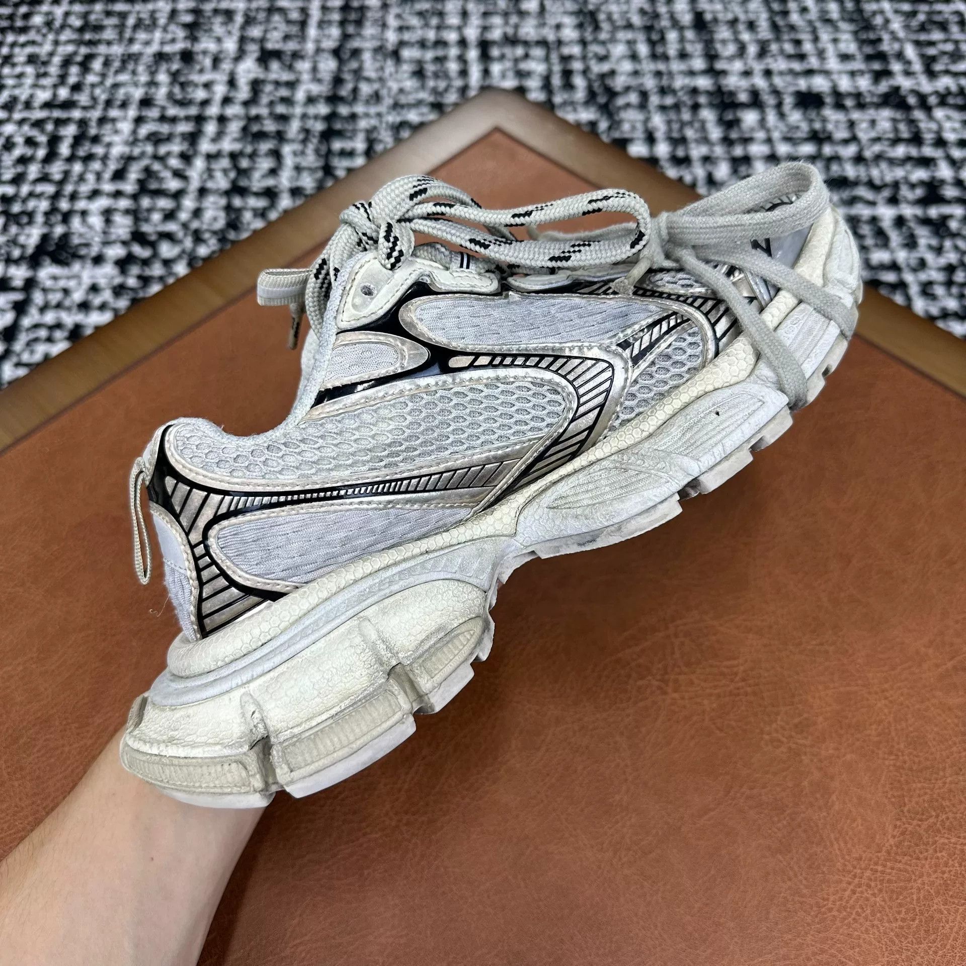 Balenciaga Balenciaga Leather Lowtop Sneakers it_36 Women Size US 6 / IT 36 - 9 Thumbnail