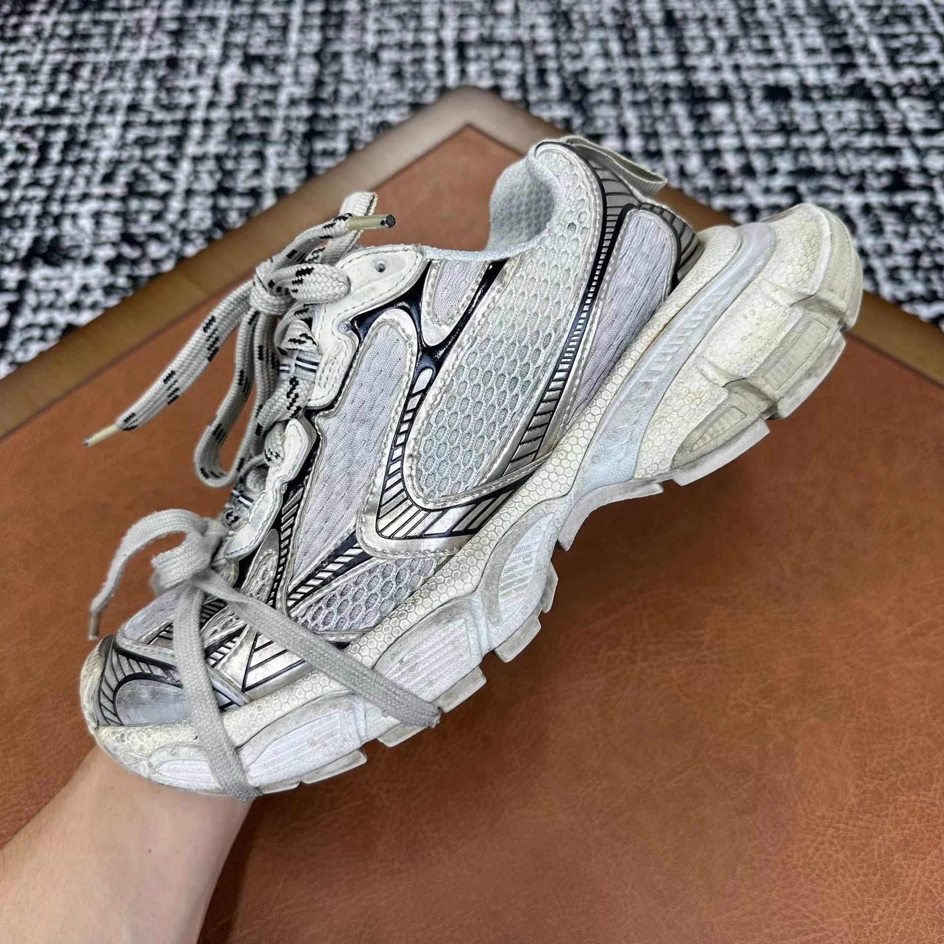 Balenciaga Balenciaga Leather Lowtop Sneakers it_36 Women Size US 6 / IT 36 - 8 Thumbnail