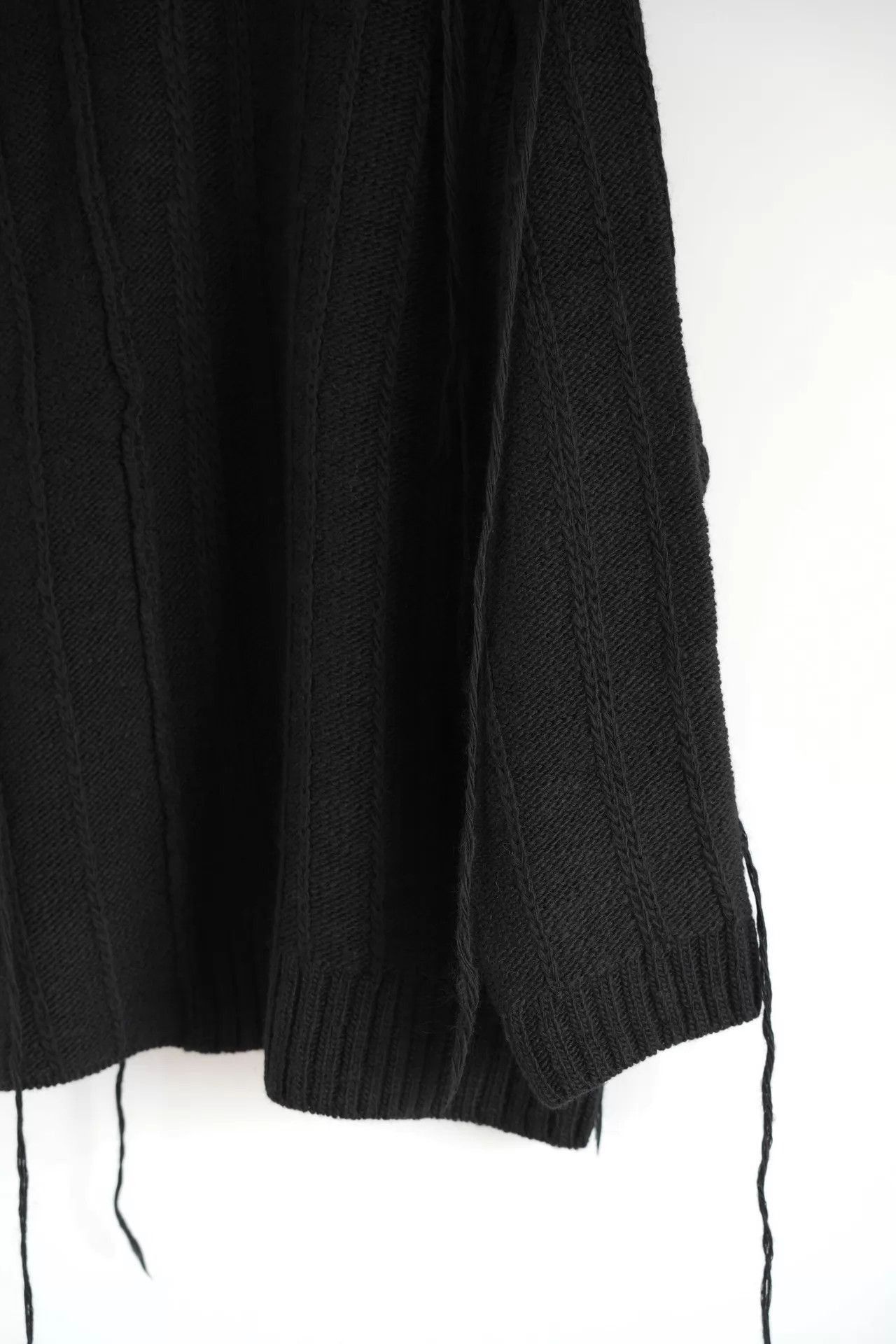 Yohji Yamamoto Black Oversized Cable Knit Sweater with Tassels Size US L / EU 52-54 / 3 - 4 Thumbnail