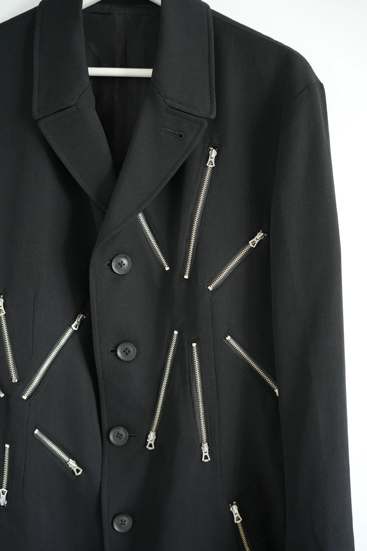 Yohji Yamamoto Black Structured Jacket with Zipper Details - Size M Size US M / EU 48-50 / 2 - 4 Thumbnail