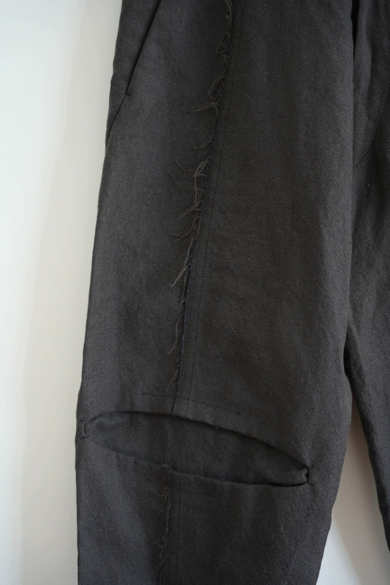 Ziggy Chen Black Casual Pants with Distressed Details Size 30 Size US 30 / EU 46 - 4 Thumbnail