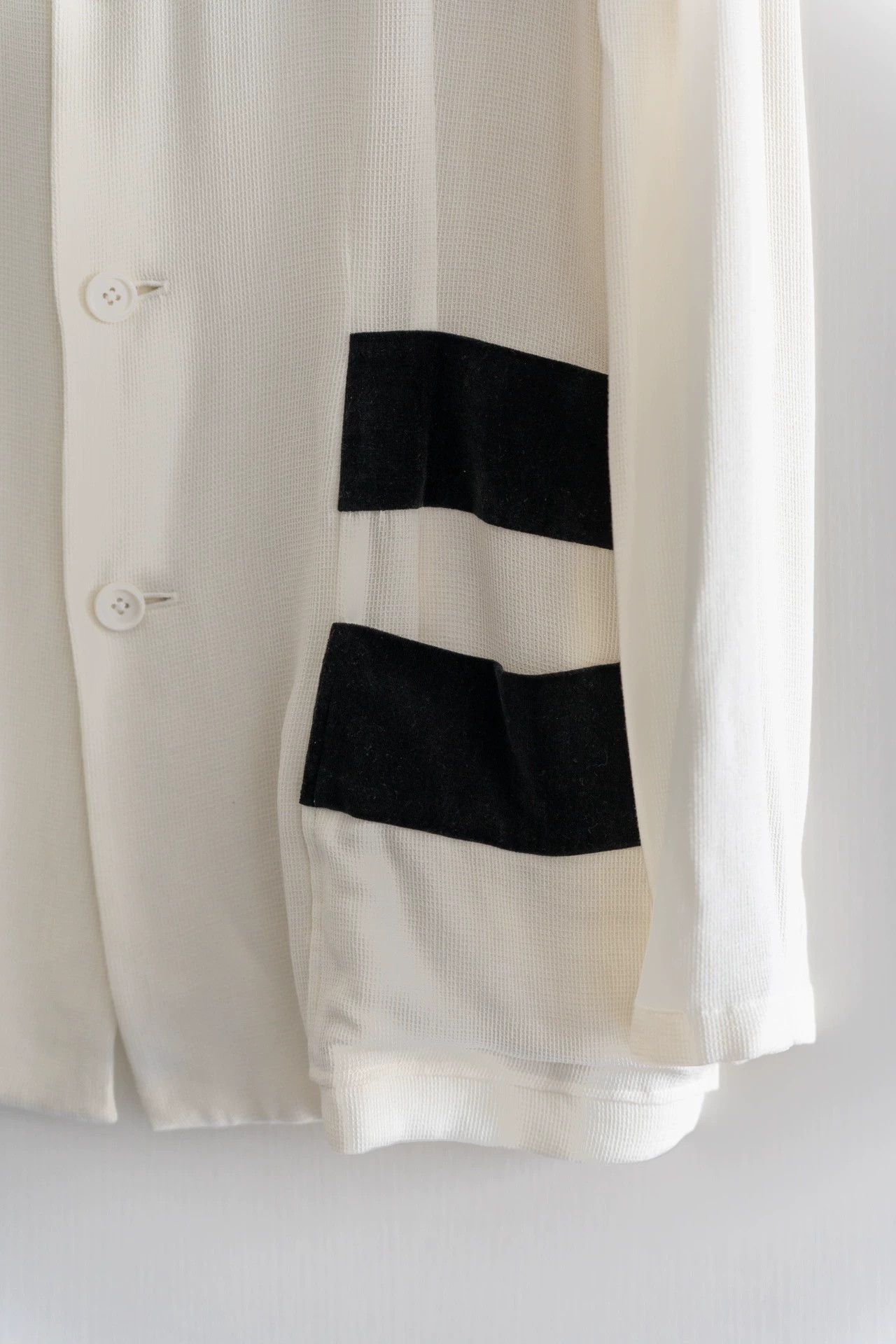 Yohji Yamamoto White Button-Up Shirt with Black Patch Pockets Size US M / EU 48-50 / 2 - 4 Thumbnail