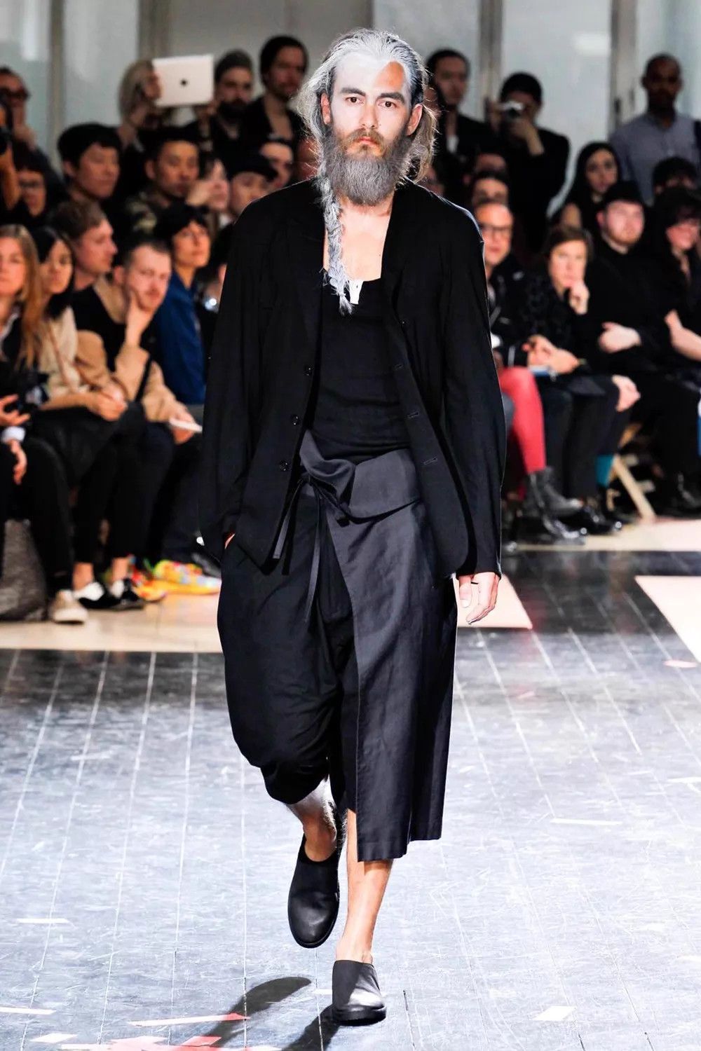 Yohji Yamamoto Black Oversized Blazer with Button Closure Size US M / EU 48-50 / 2 - 3 Thumbnail