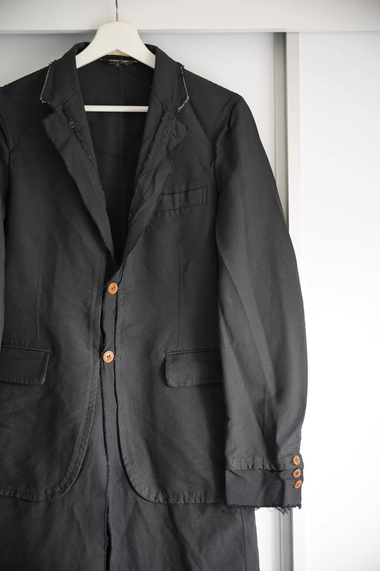 Comme des Garcons Black Long Coat with Button Closure Size US S / EU 44-46 / 1 - 4 Thumbnail