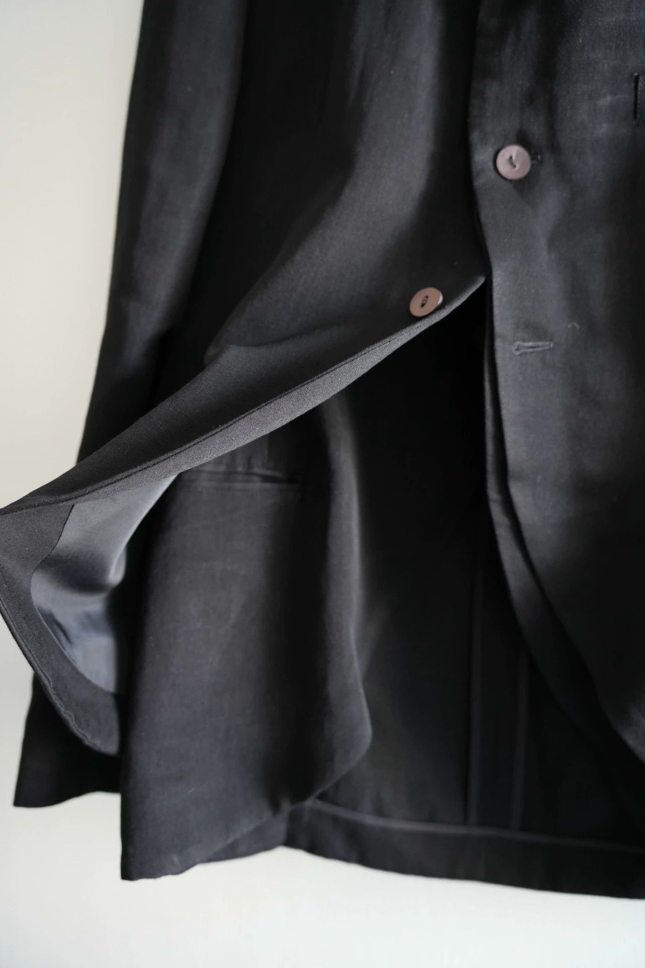 Yohji Yamamoto Black Button-Front Blazer with Pockets, Size M Size US M / EU 48-50 / 2 - 5 Thumbnail