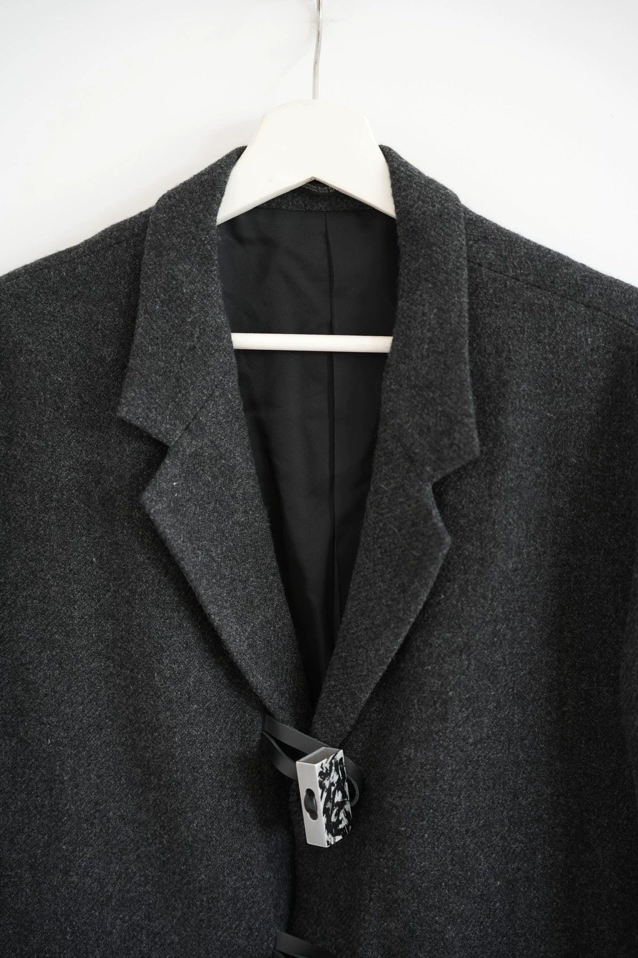 Yohji Yamamoto Black Long Structured Coat with Toggle Closure Size US L / EU 52-54 / 3 - 4 Thumbnail