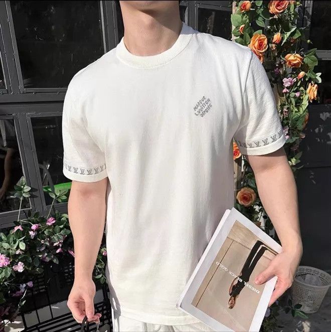 Louis Vuitton White Short-Sleeve Shirt with Text Details Size US M / EU 48-50 / 2 - 7 Thumbnail