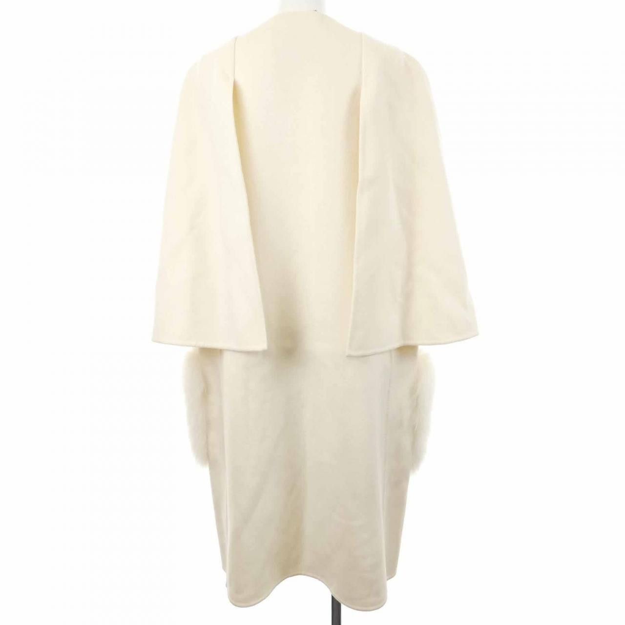 Fendi Fendi Fendi Fox Fur Pocket Coat Fur Outerwear FF8522W1D DUTY FREE for USA Size ONE SIZE - 2 Thumbnail